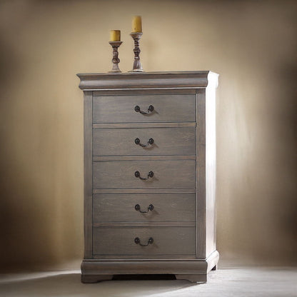 Louis Philippe - Chest