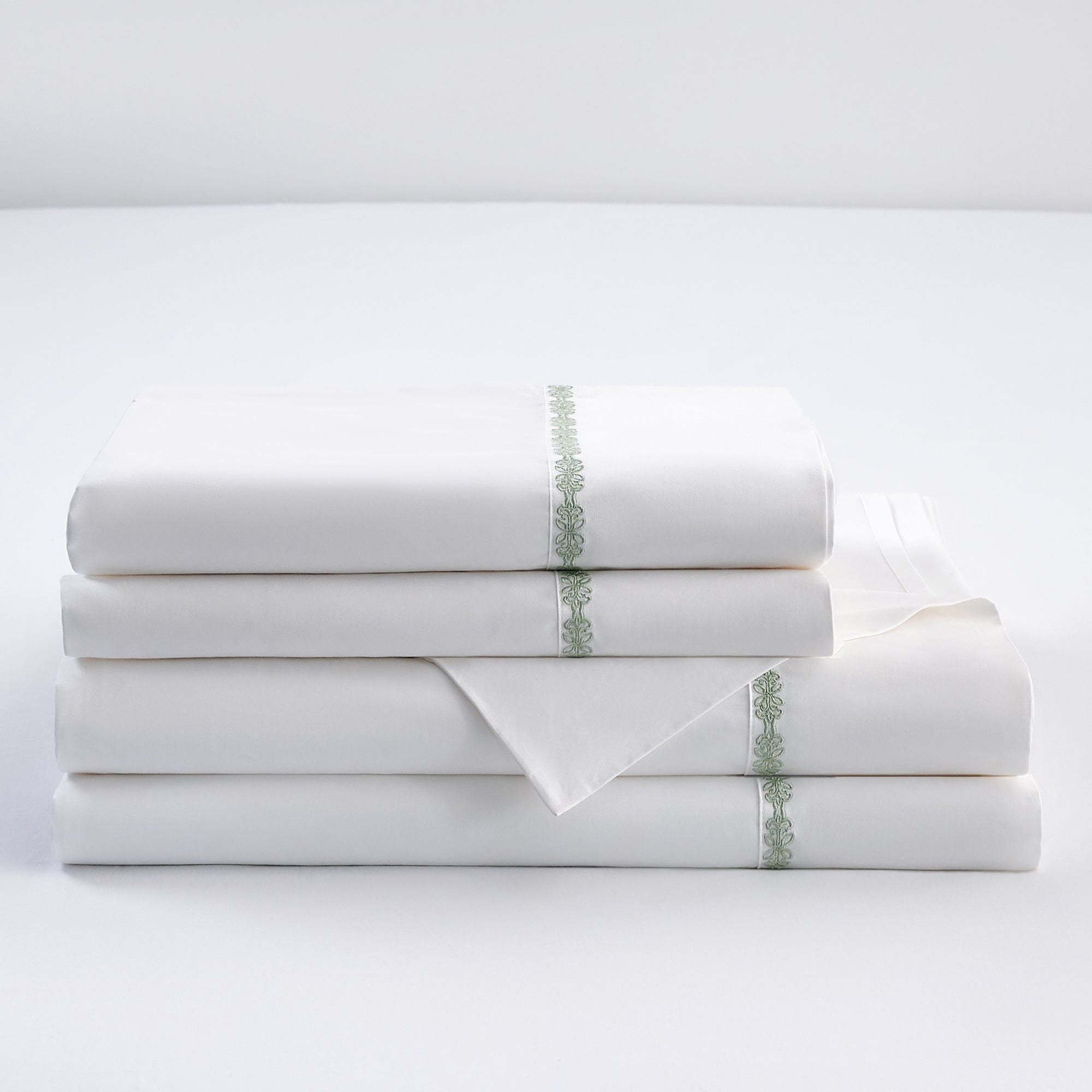 Laurel Sheet - Queen 350TC Laurel Embroidered Border Sheet Set (Set of 4) - Fern Green