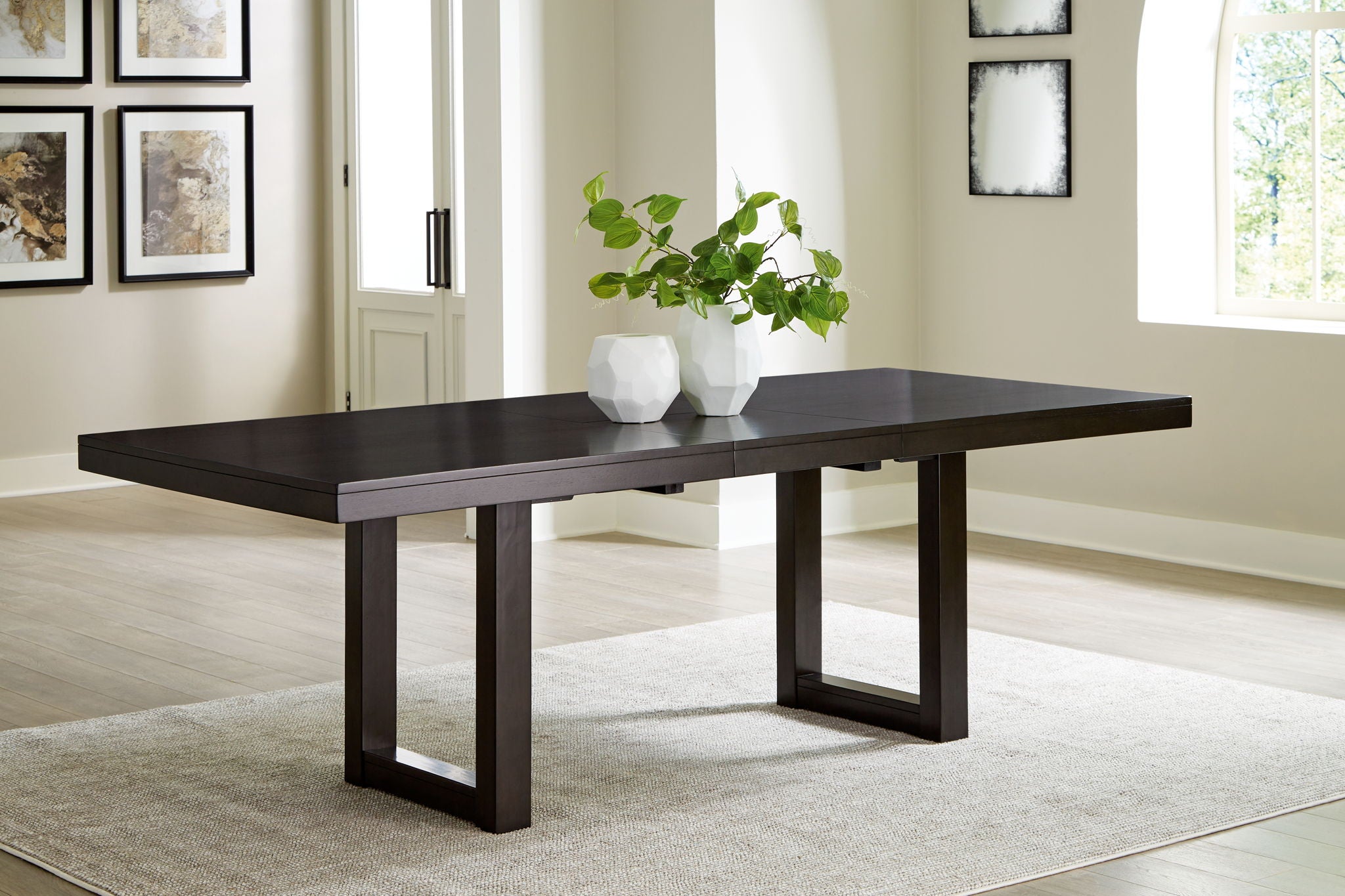 Neymorton Rectangular Dining Room Butterfly Extension Table - Thumbnail 3