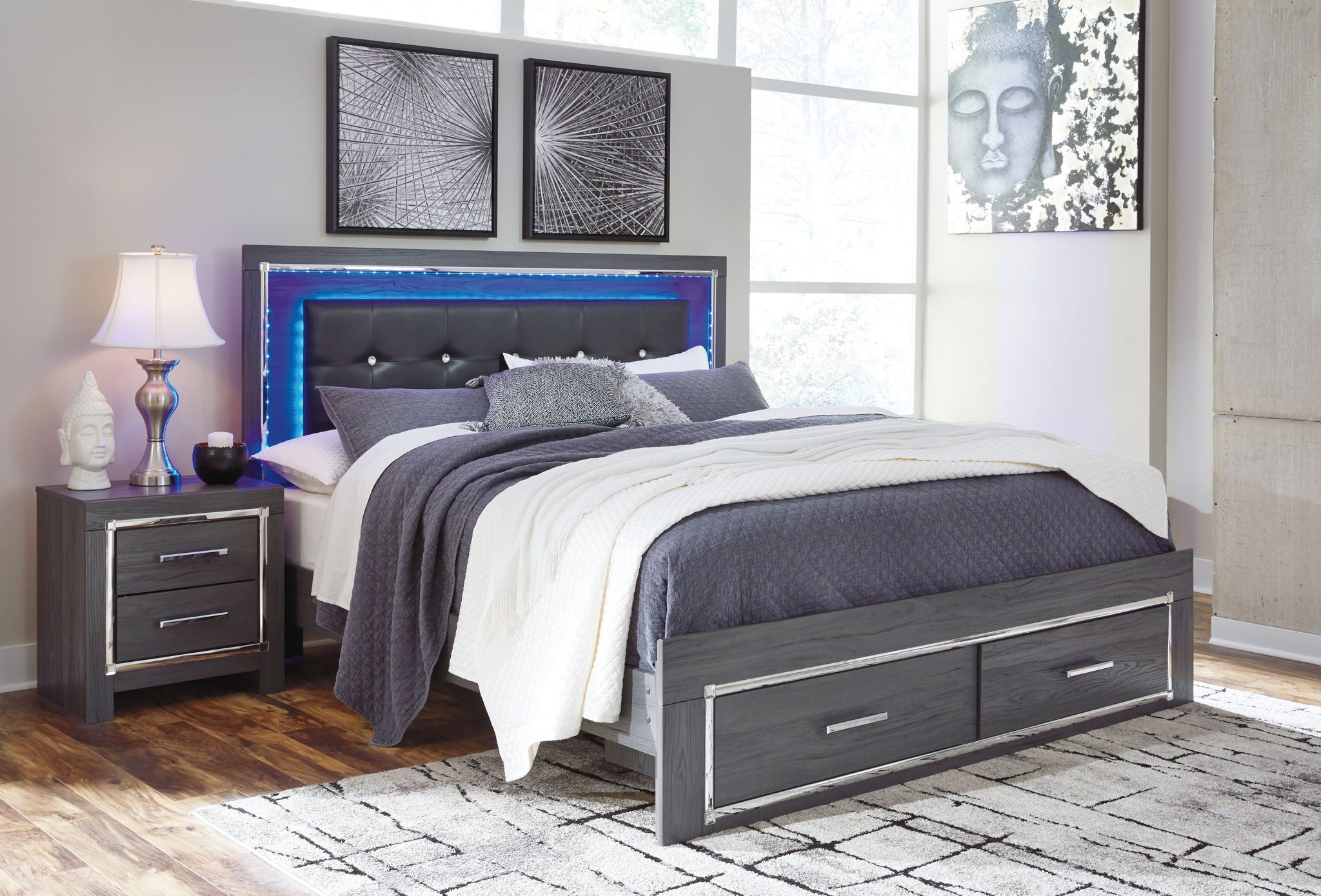Ashley Furniture Lodanna Panel Bed - Thumbnail 5