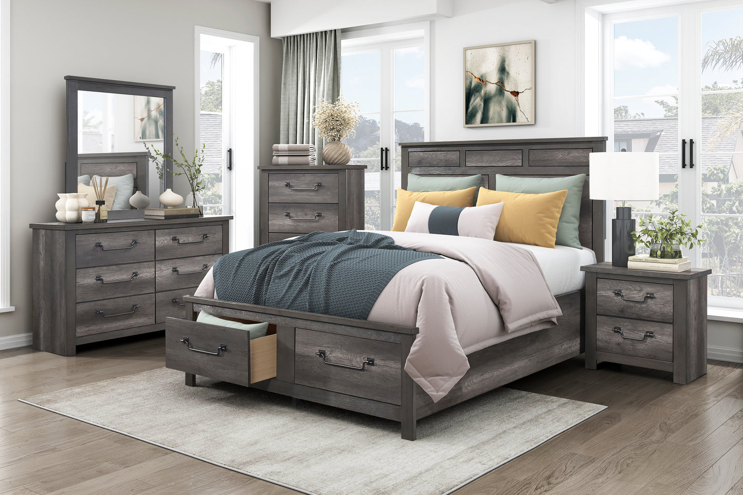 5pcs Queen Bedroom-Lenior Collection