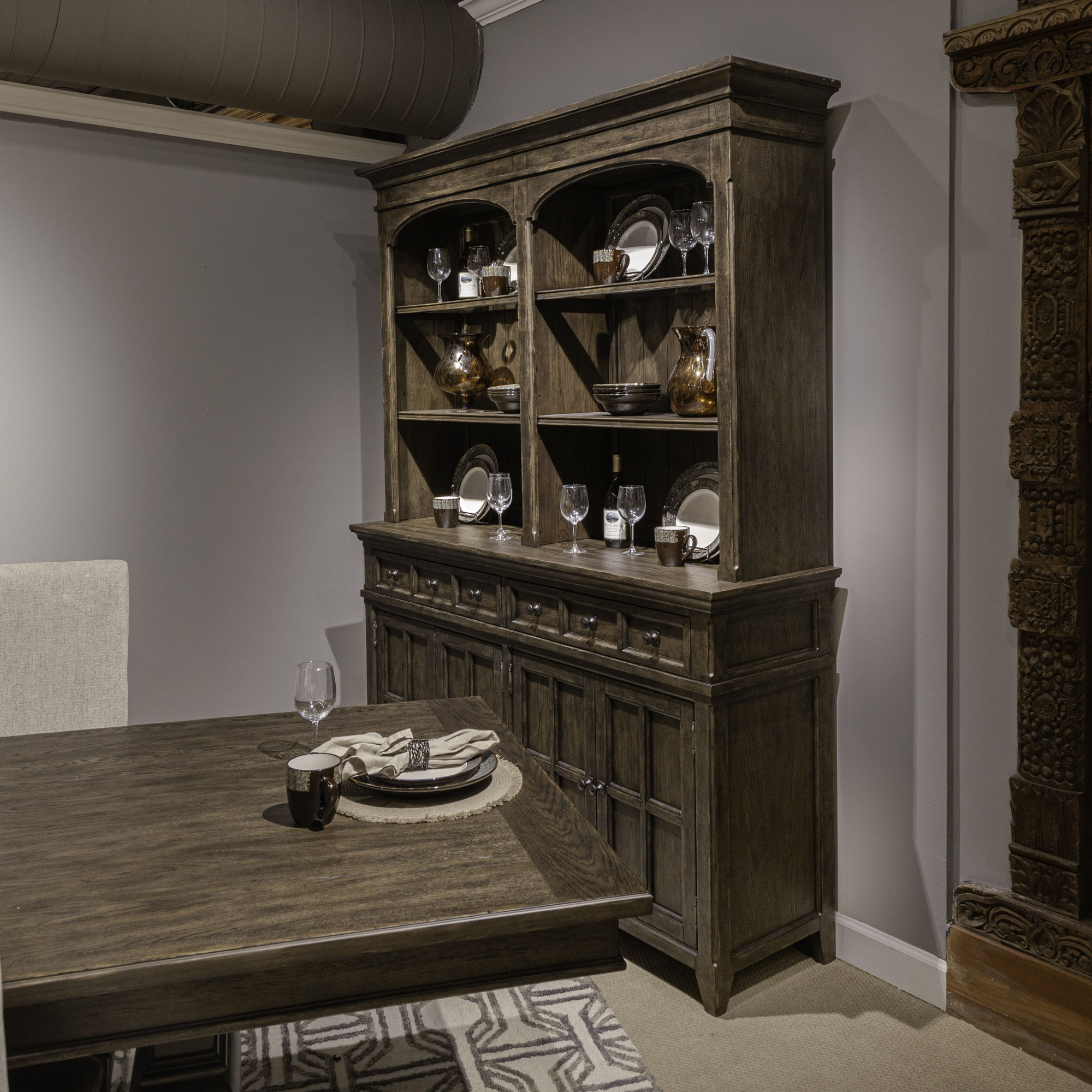 Paradise Valley - Hutch - Saddle Brown