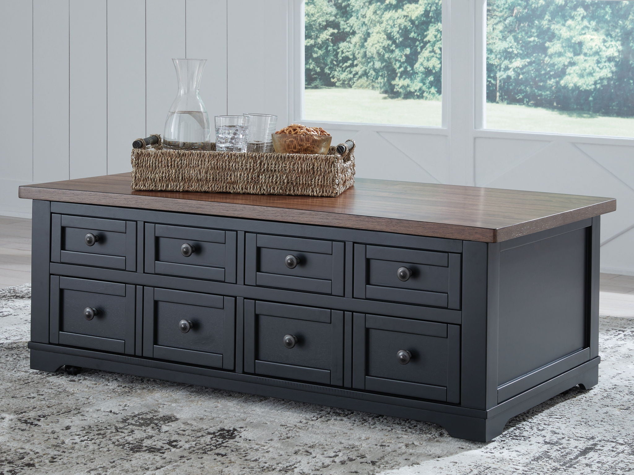 Ashley Furniture Wildenauer Cocktail Table