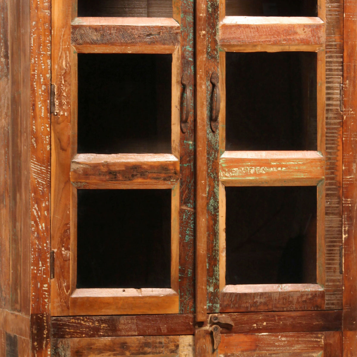 Nantucket - Glass Cabinet - Medium Brown Distressed