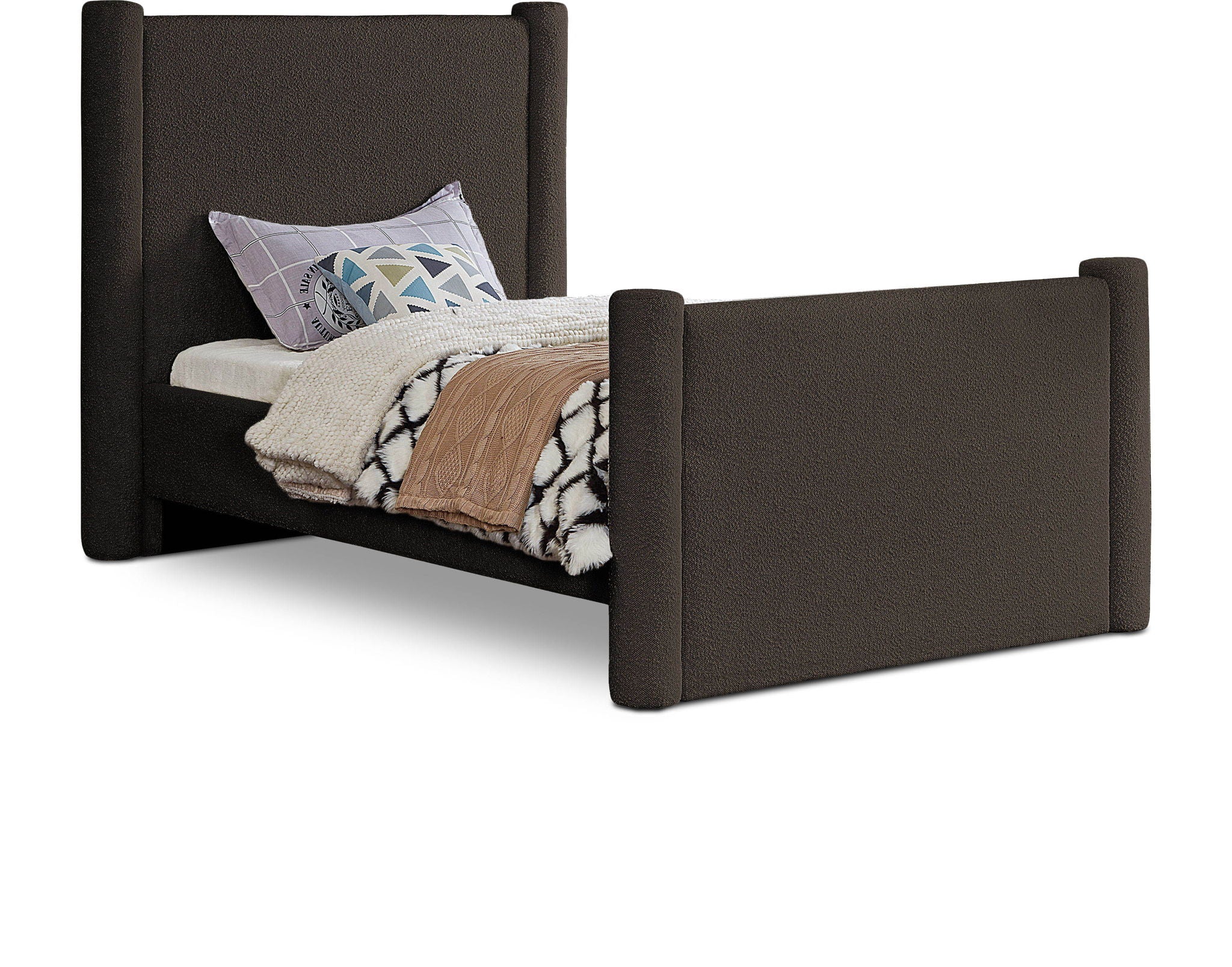 Elias - Boucle Bed