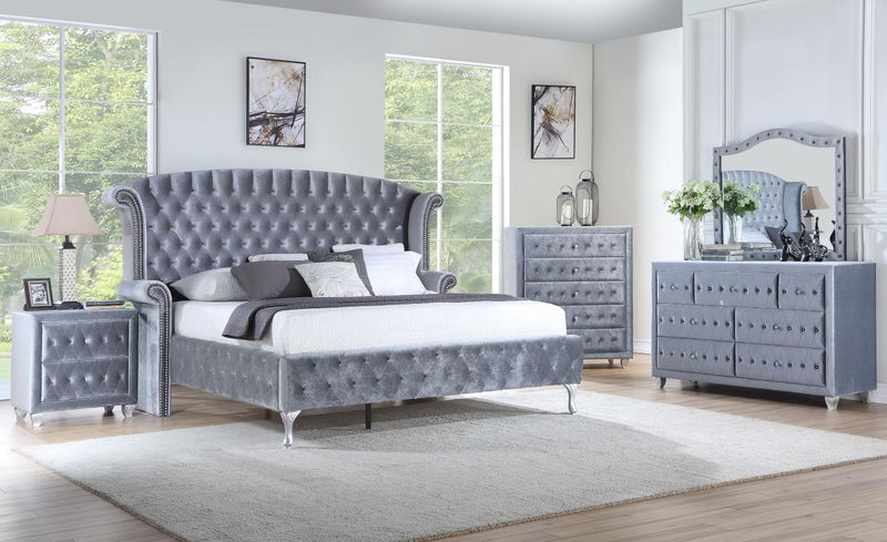B040 - Velvet Bed