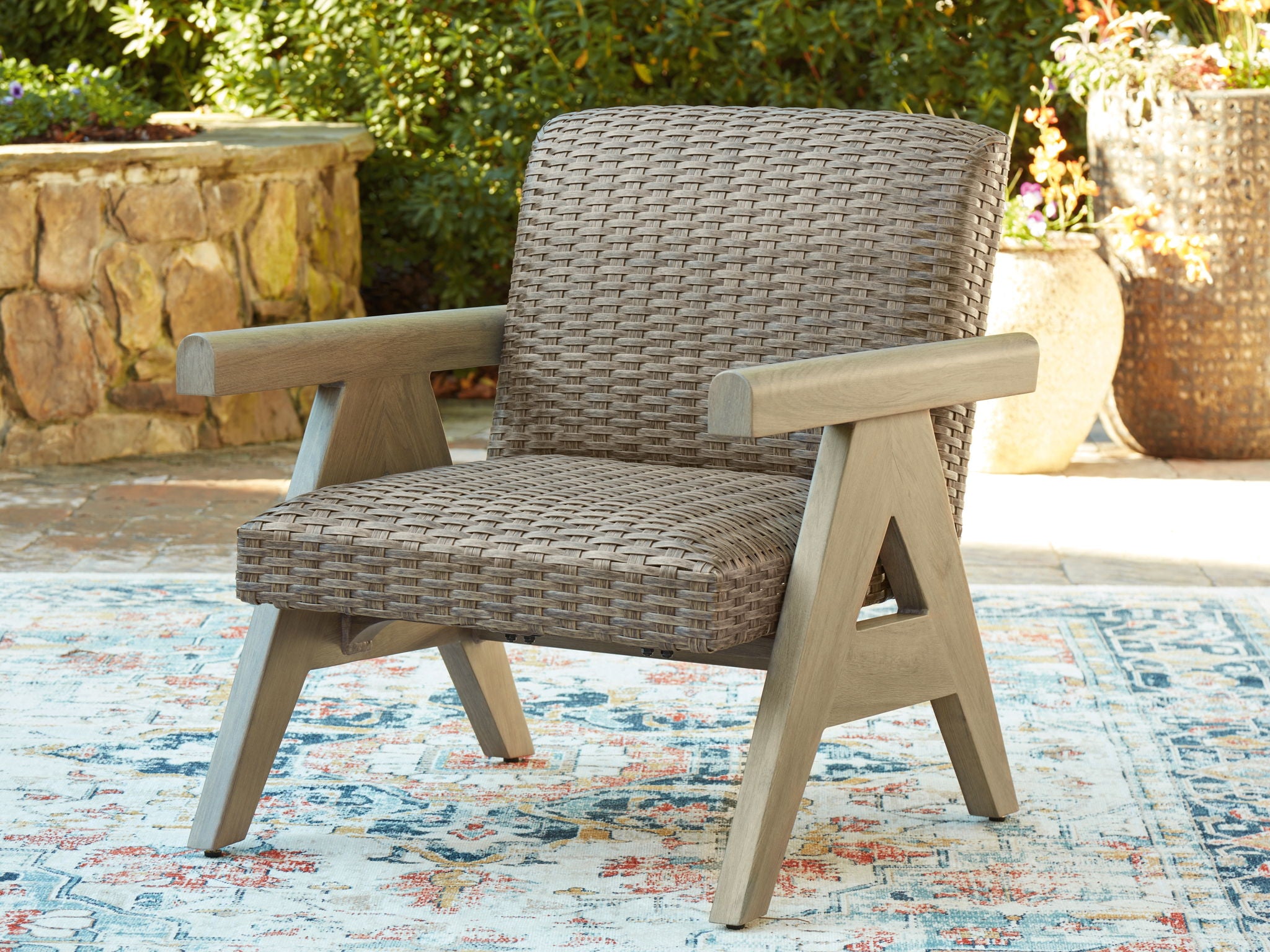 Ashley Furniture Cliff Trails Rocking Lounge Chair - Thumbnail 3