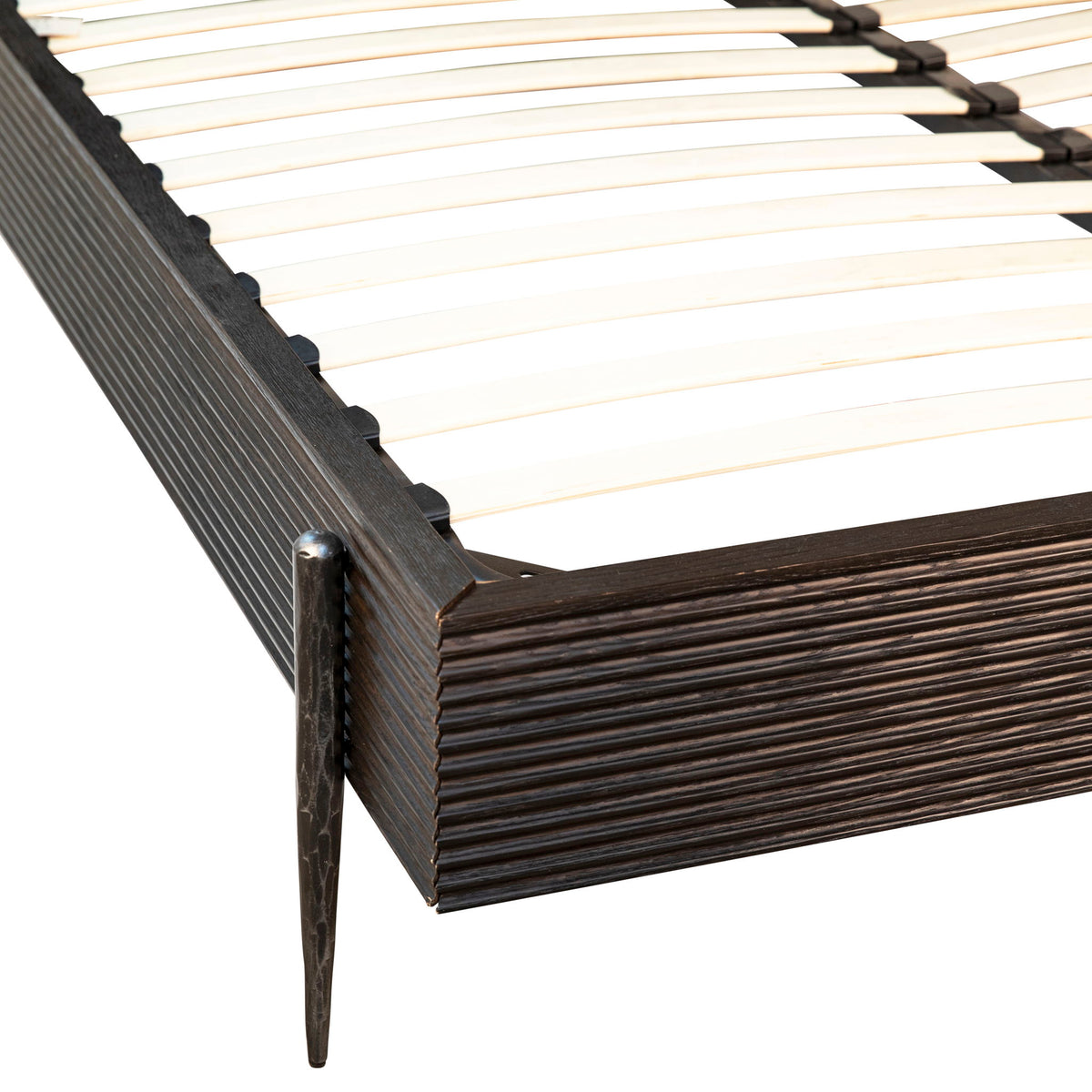 Adamson - Queen Bed - Ebony And Black