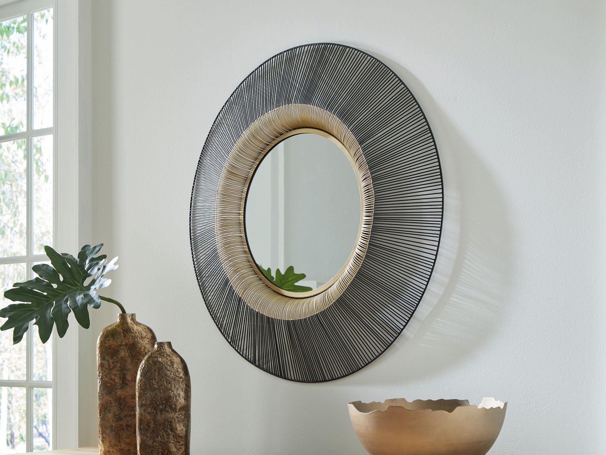 Ashley Furniture Dallmen Mirror - Thumbnail 3