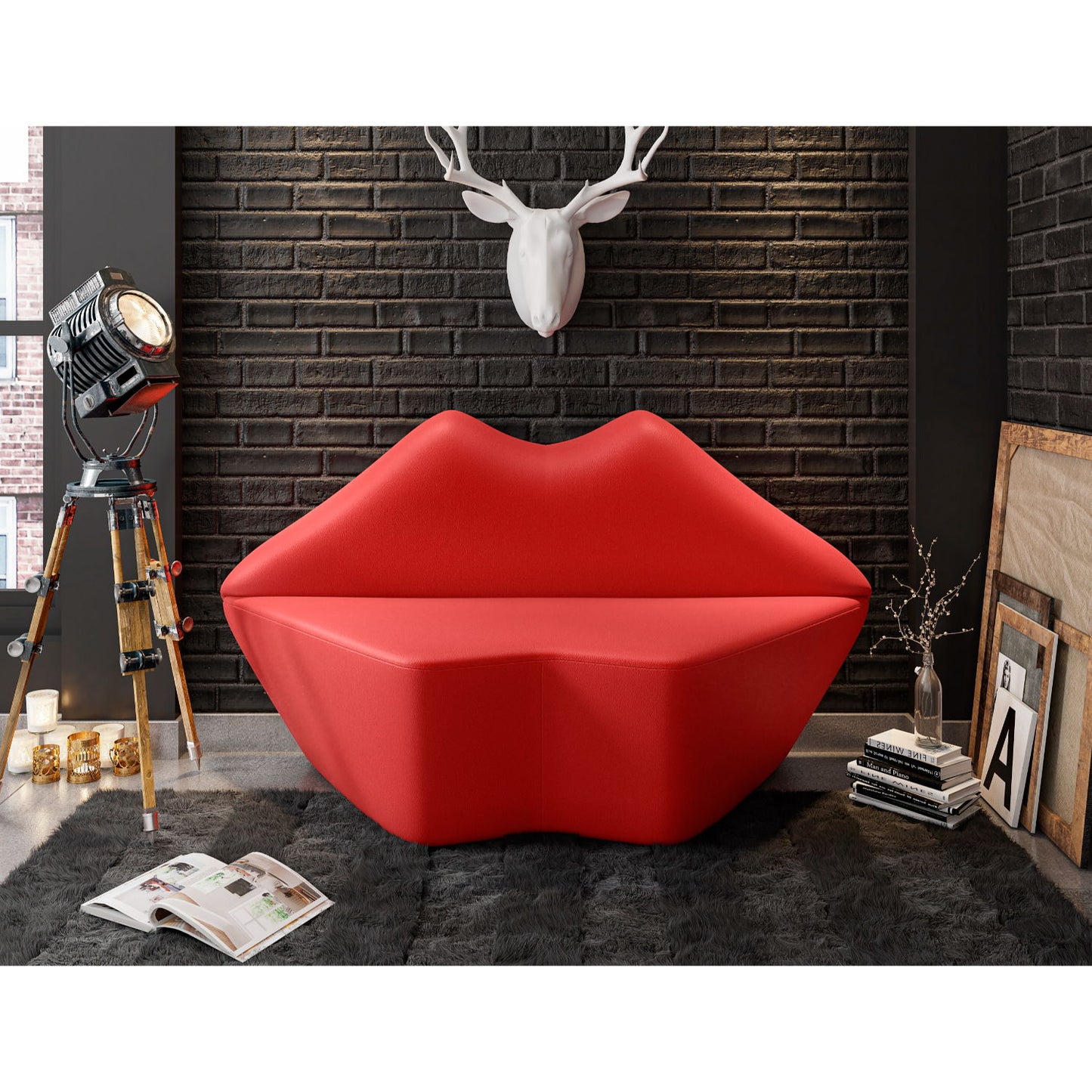 Kiss Loveseat