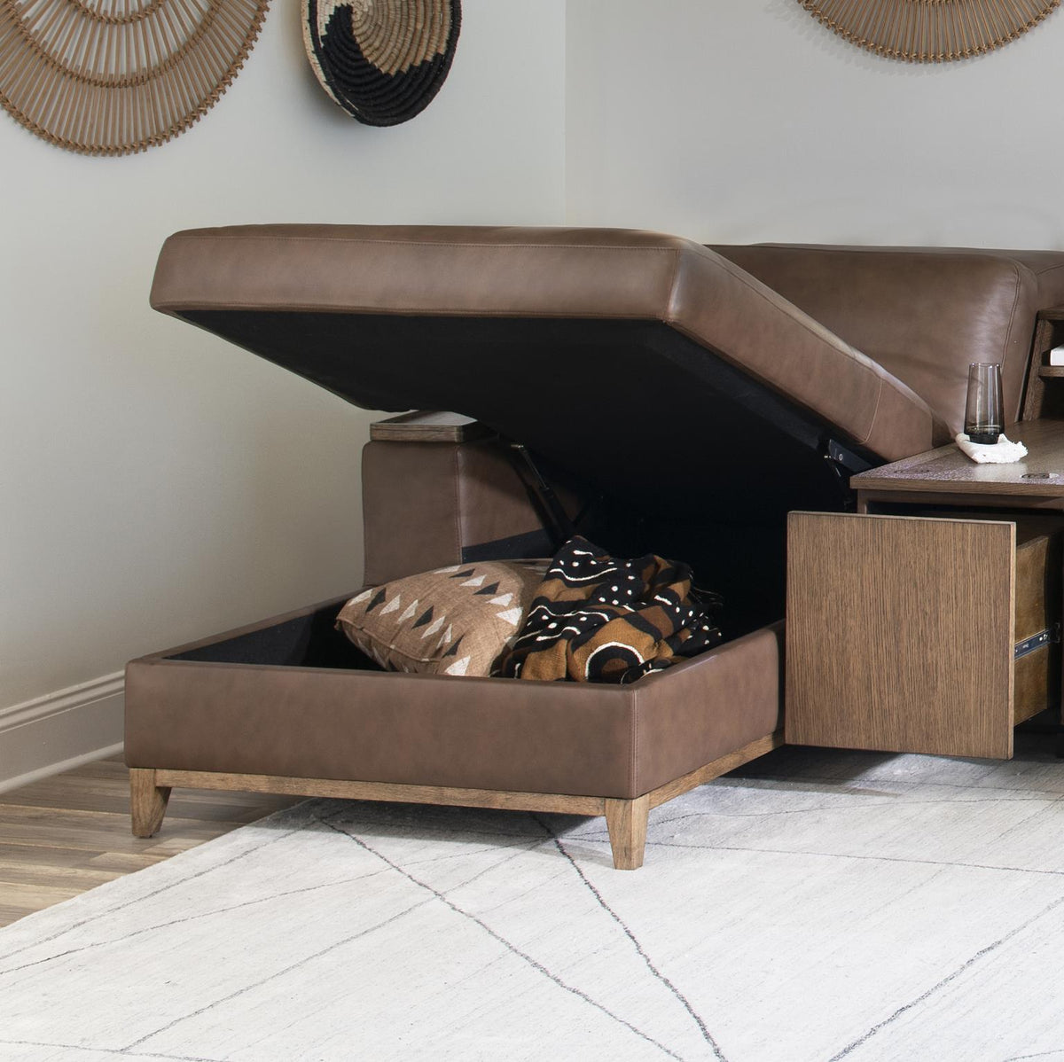 Solana - LAF Storage Chaise - Positano Clay / Warm Oak
