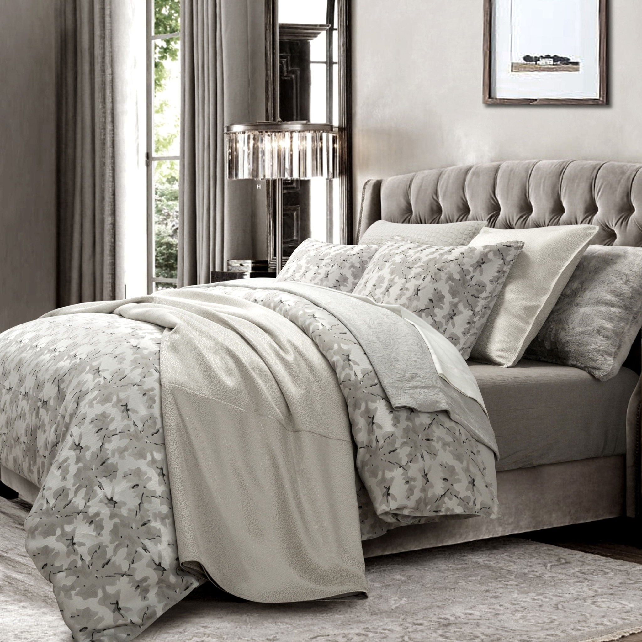 Warshack Inkblot - King Duvet Cover Set (1 Duvet, 2 King Shams) - Gray