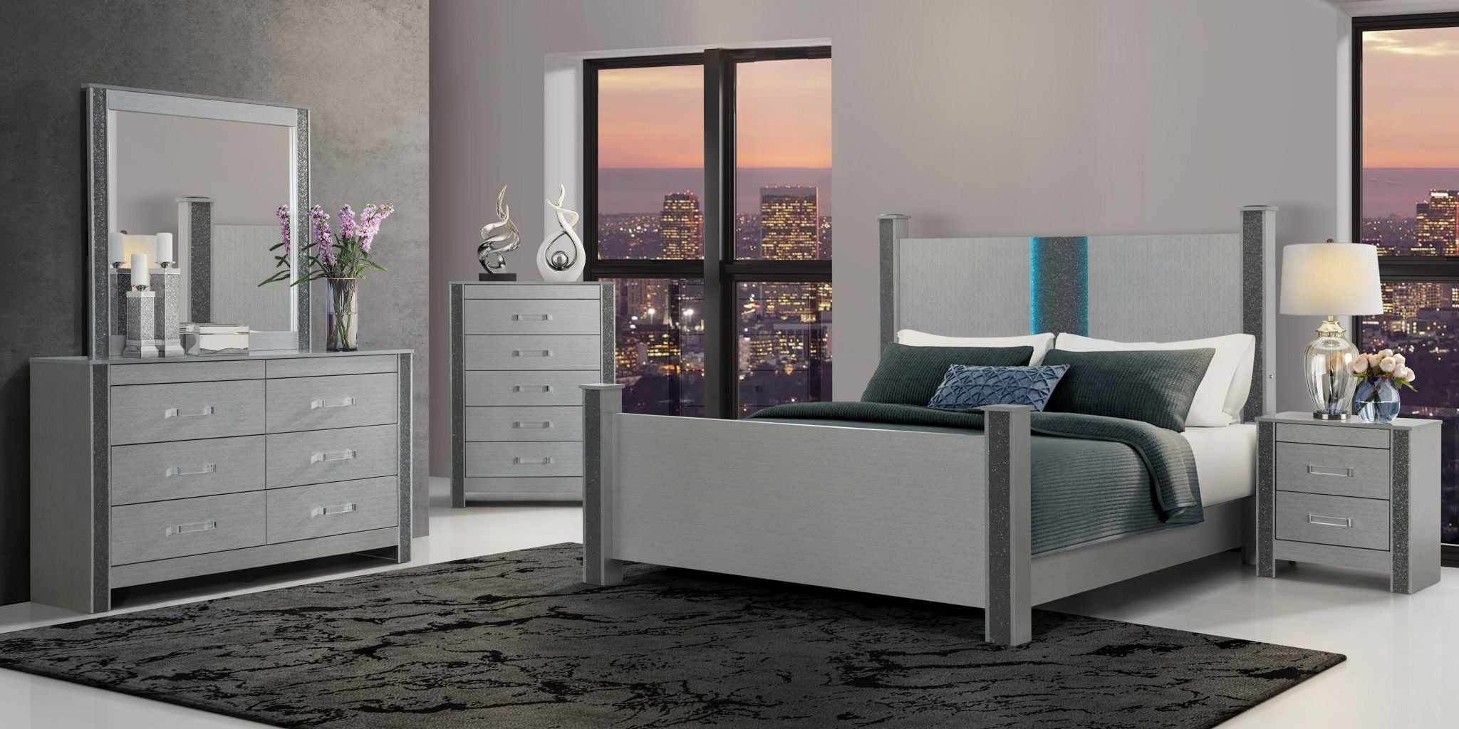 Logan - Chest - Silver
