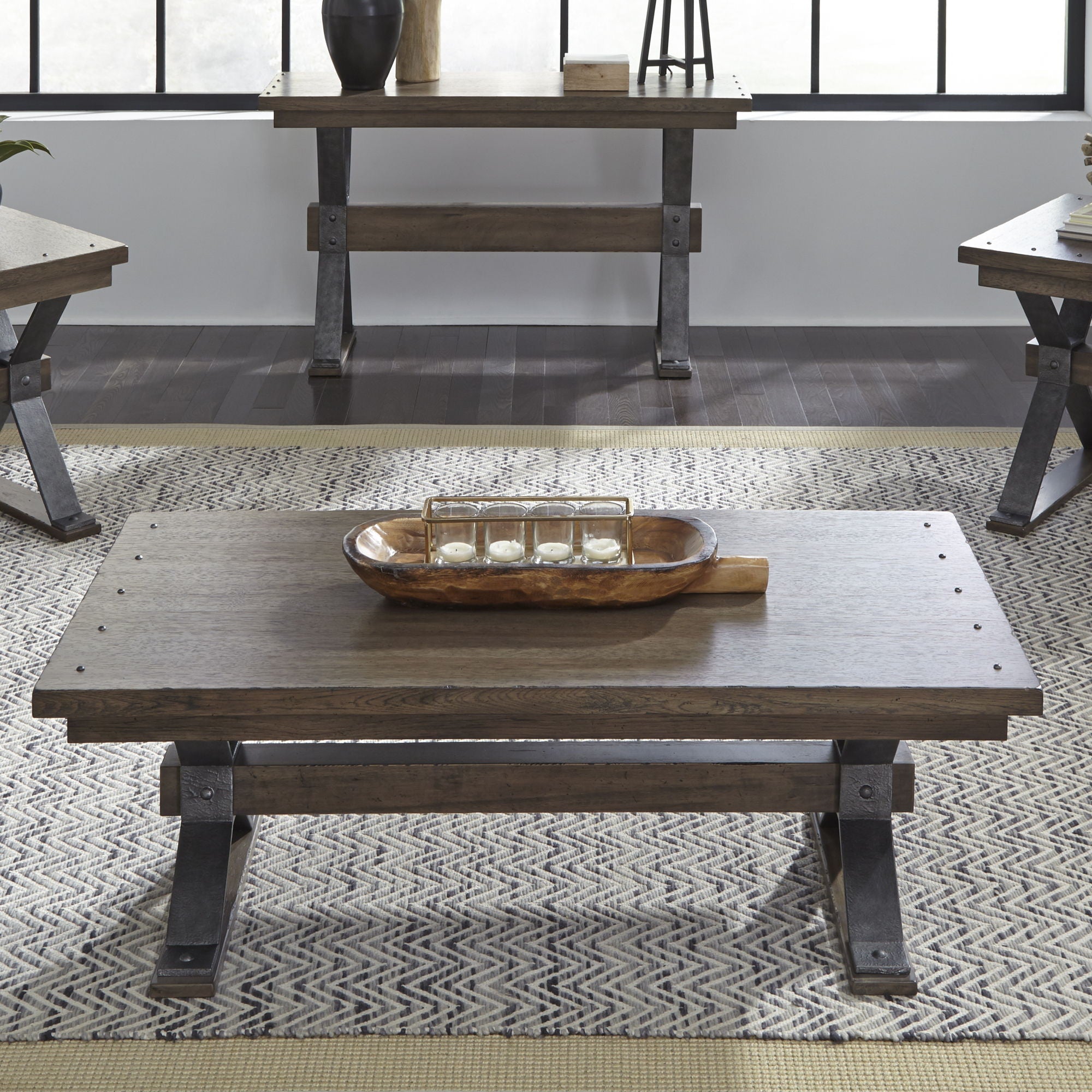 Sonoma Road - Table