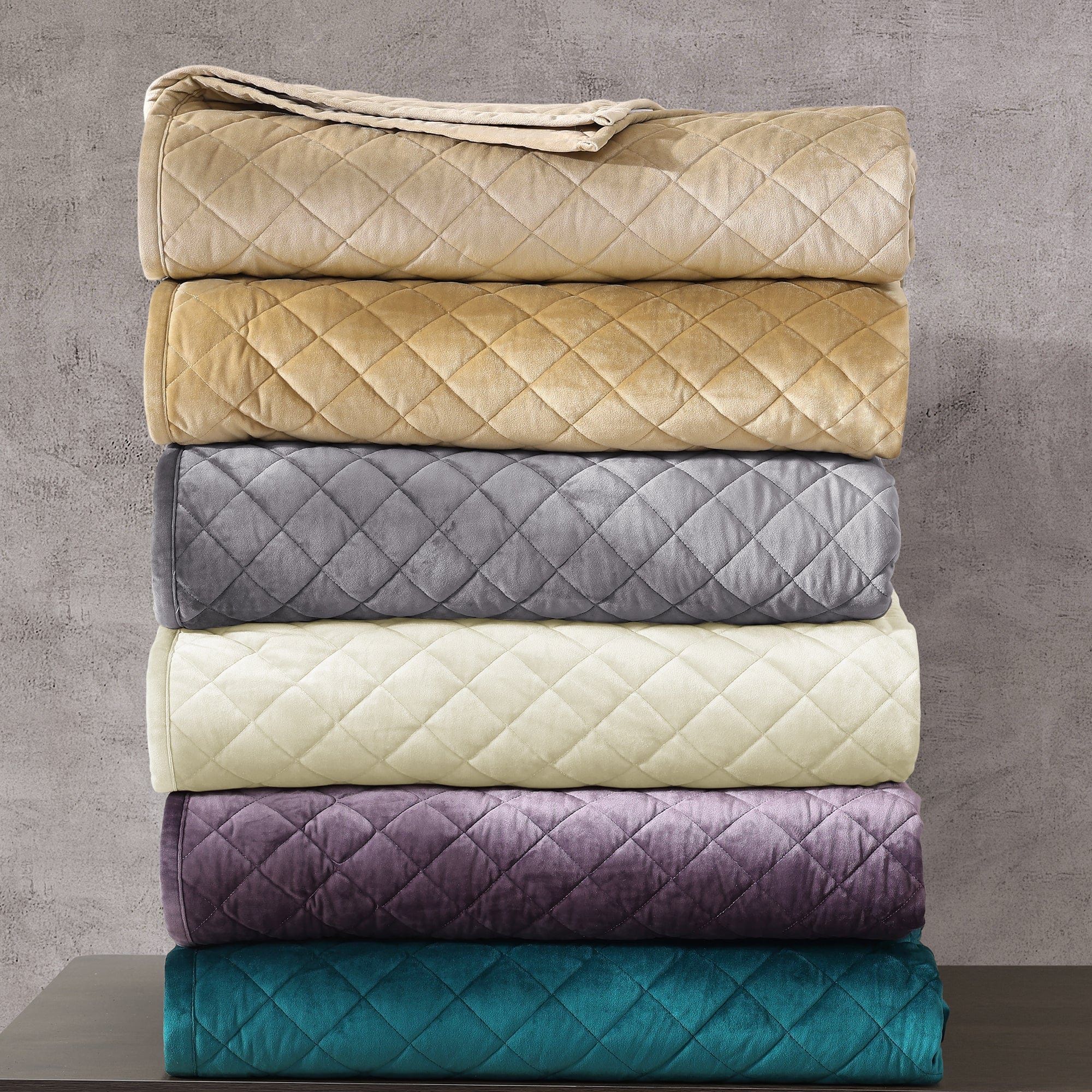 Velvet Diamond - King Quilt Set (Set of 3) - Oatmeal