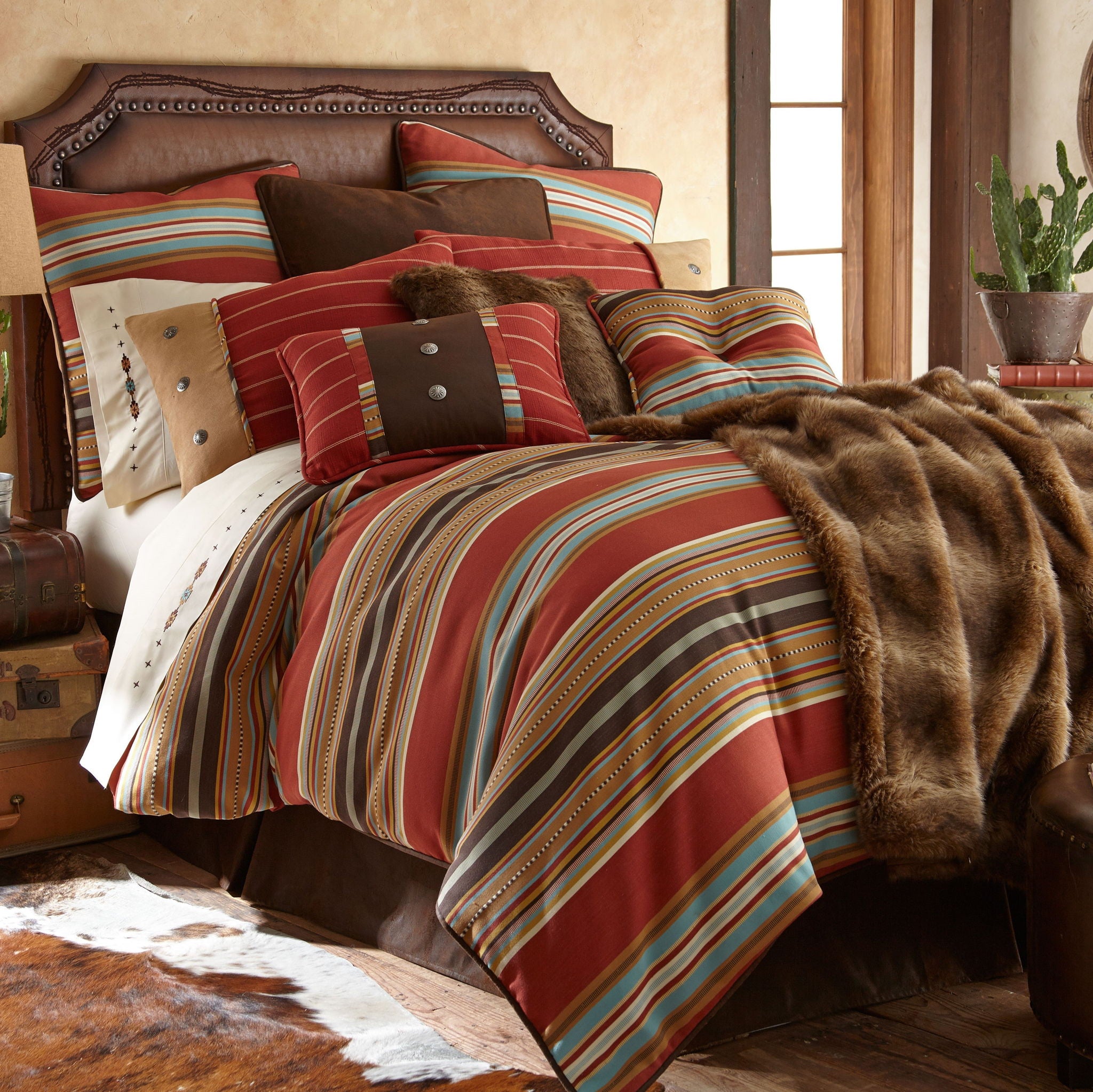 Calhoun - King Comforter Set (Set of 5) - Red / Brown