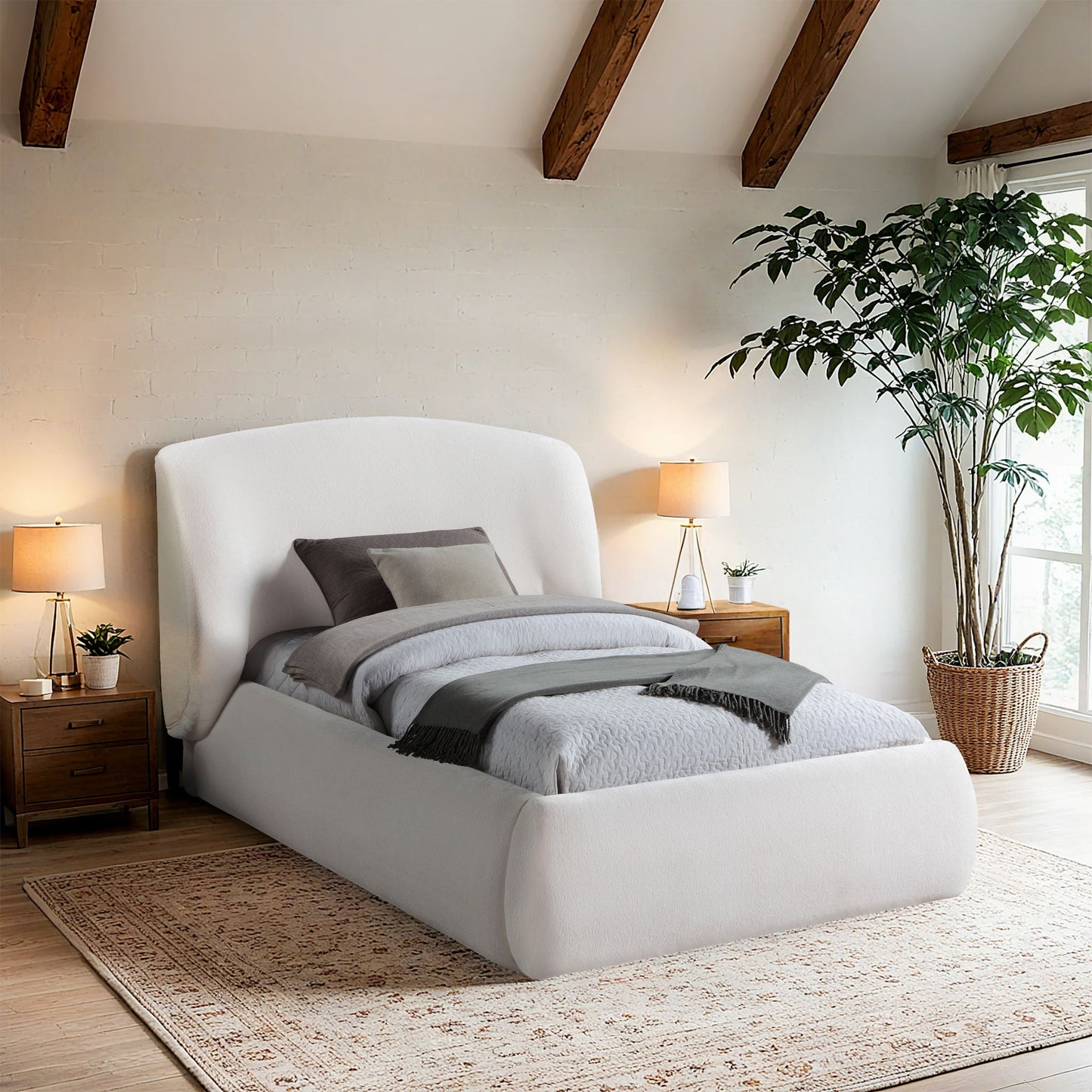 Sandro - Upholstered Bed