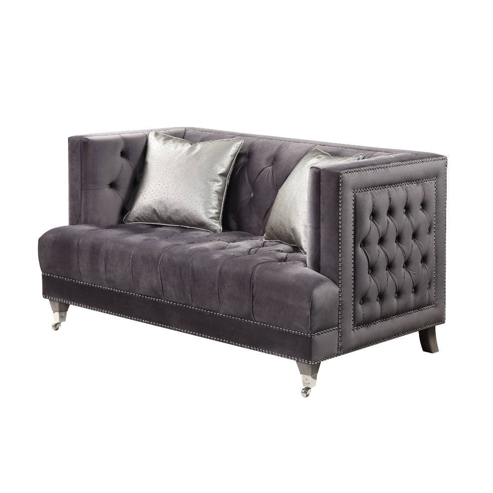 Hegio - Loveseat - Gray Velvet