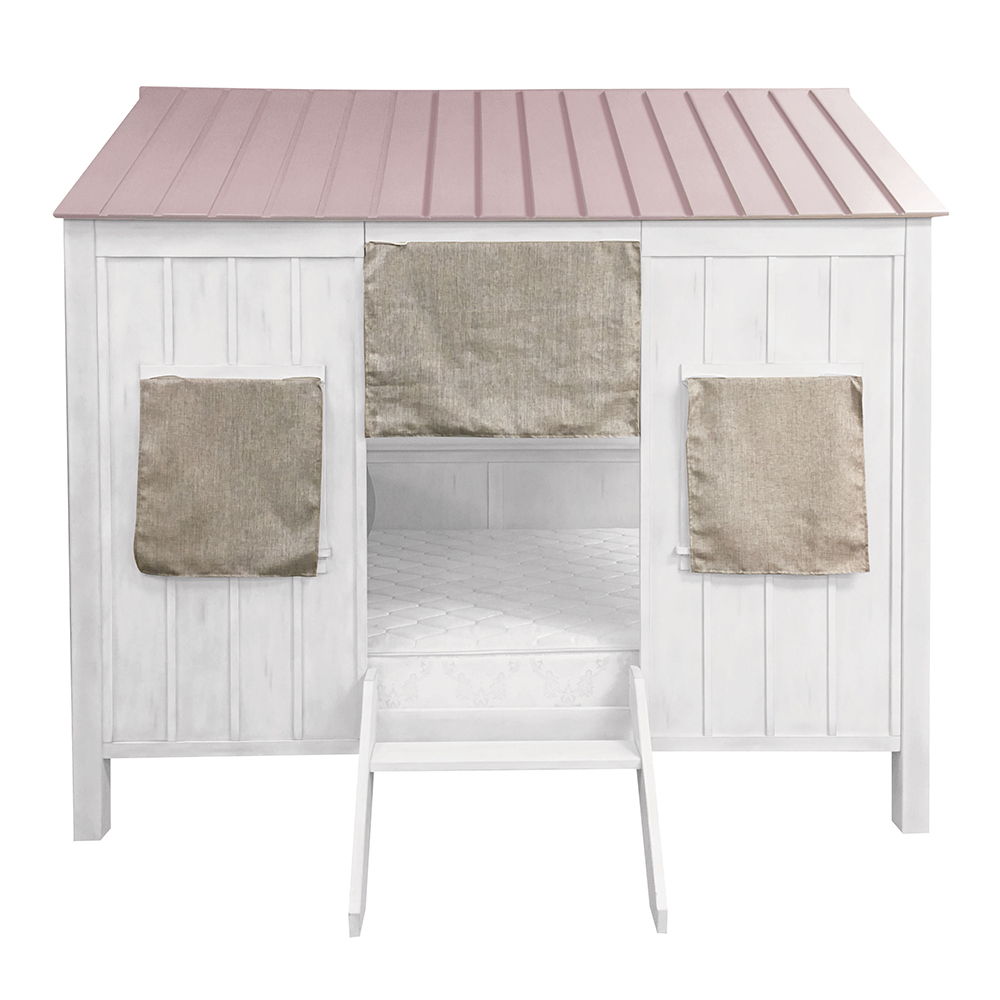 Spring Cottage - Bed