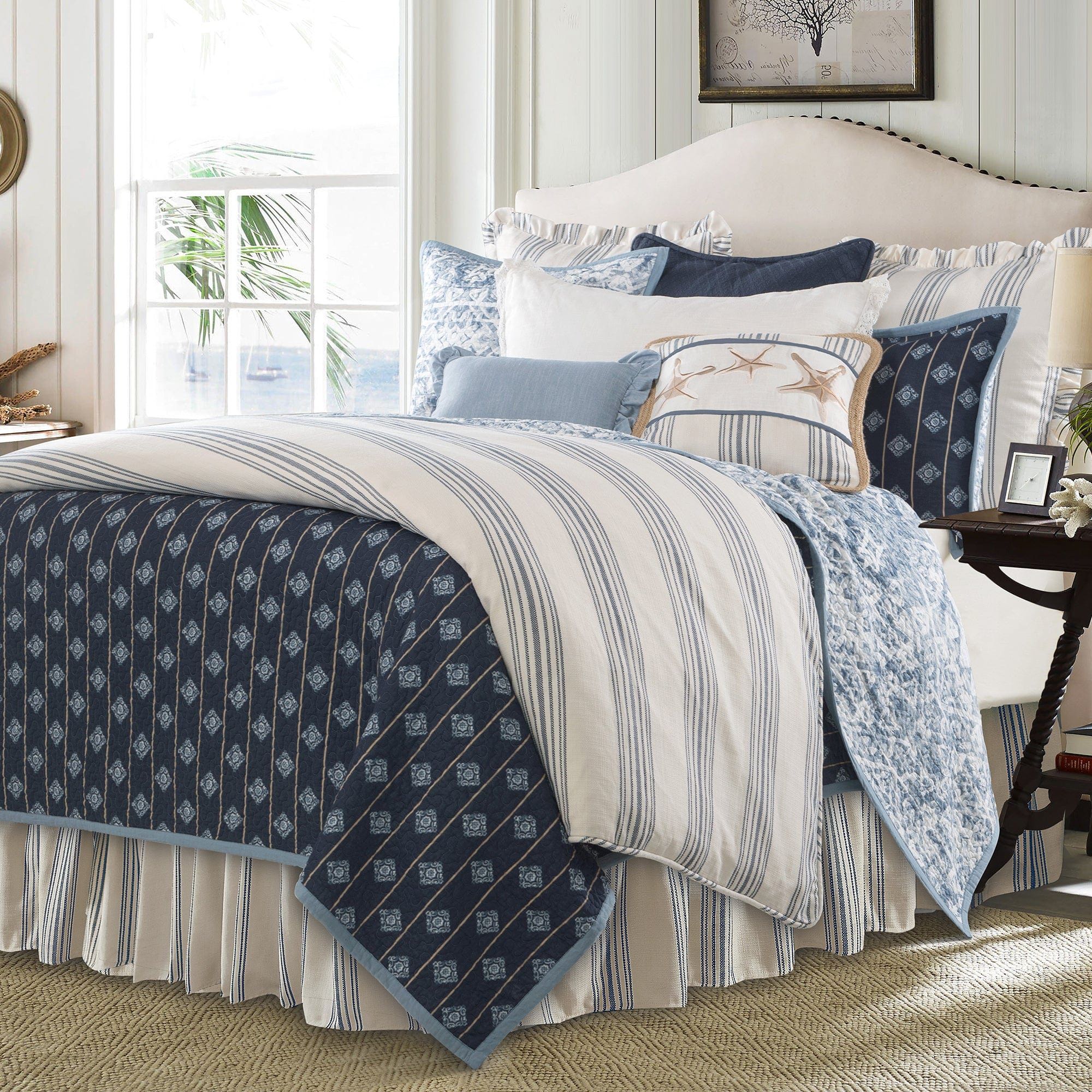 Prescott - King Comforter Set (Set of 3) - Navy