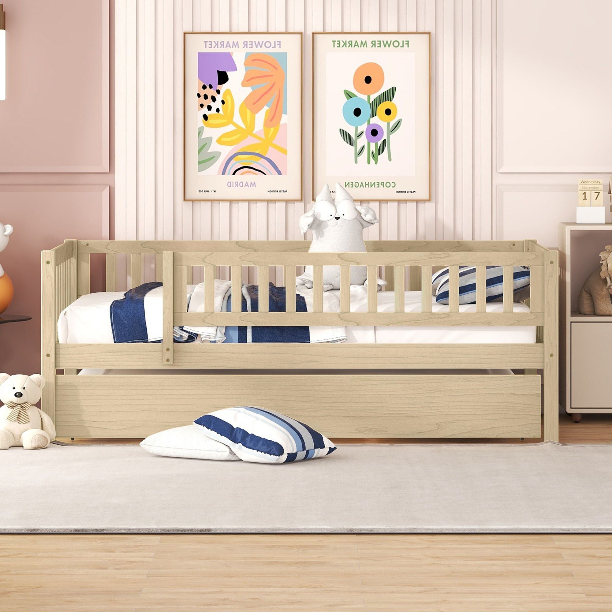 Multi Functional Wooden Daybed Bed