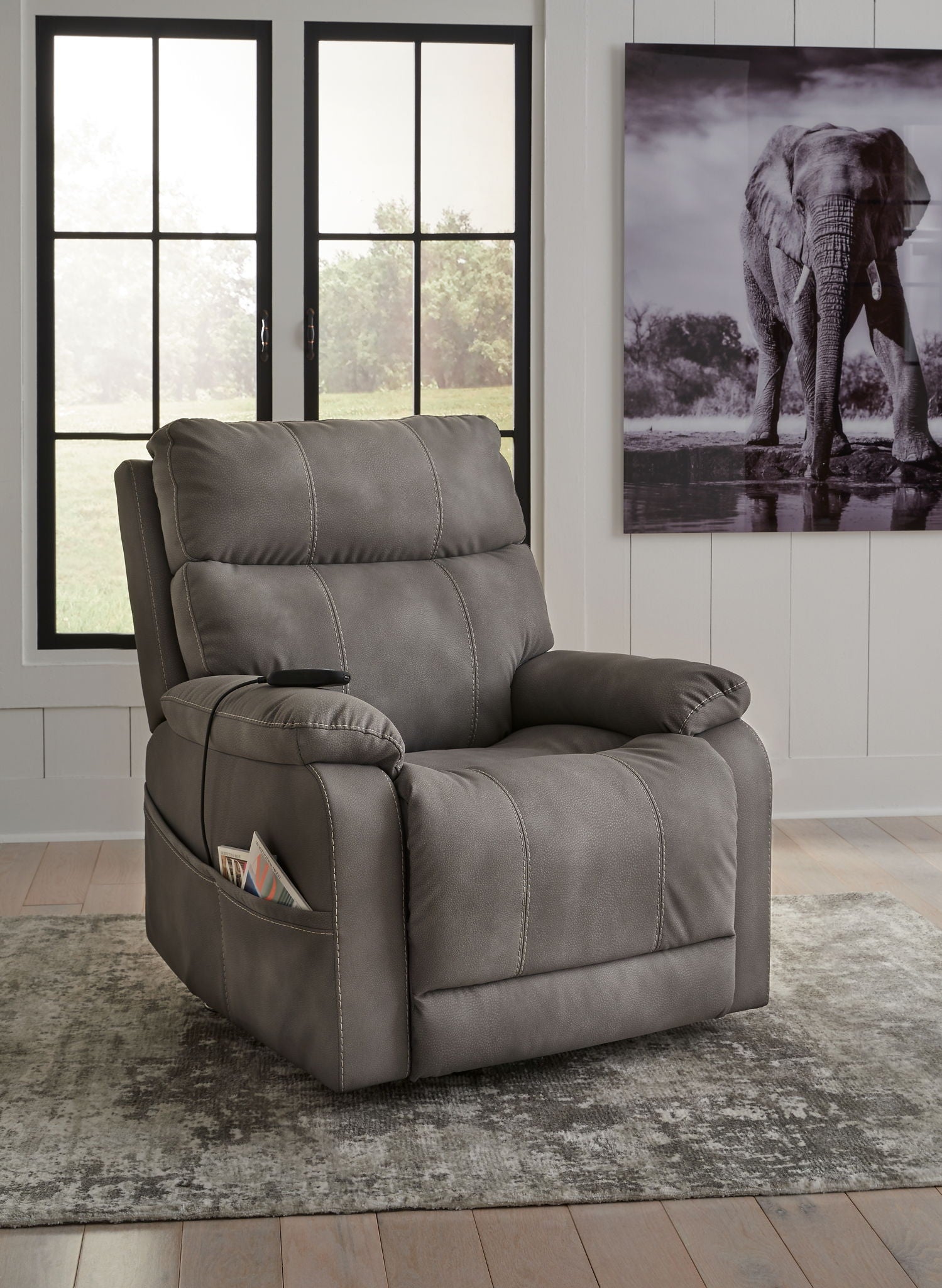 Next-Gen Durapella - Power Lift Recliner - Thumbnail 5