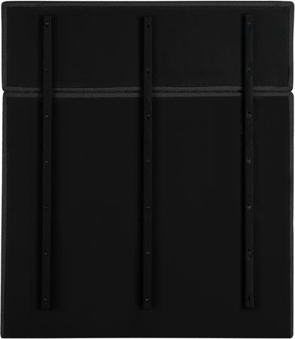 Adam - Boucle Fabric Bed With 70.5" Headboard