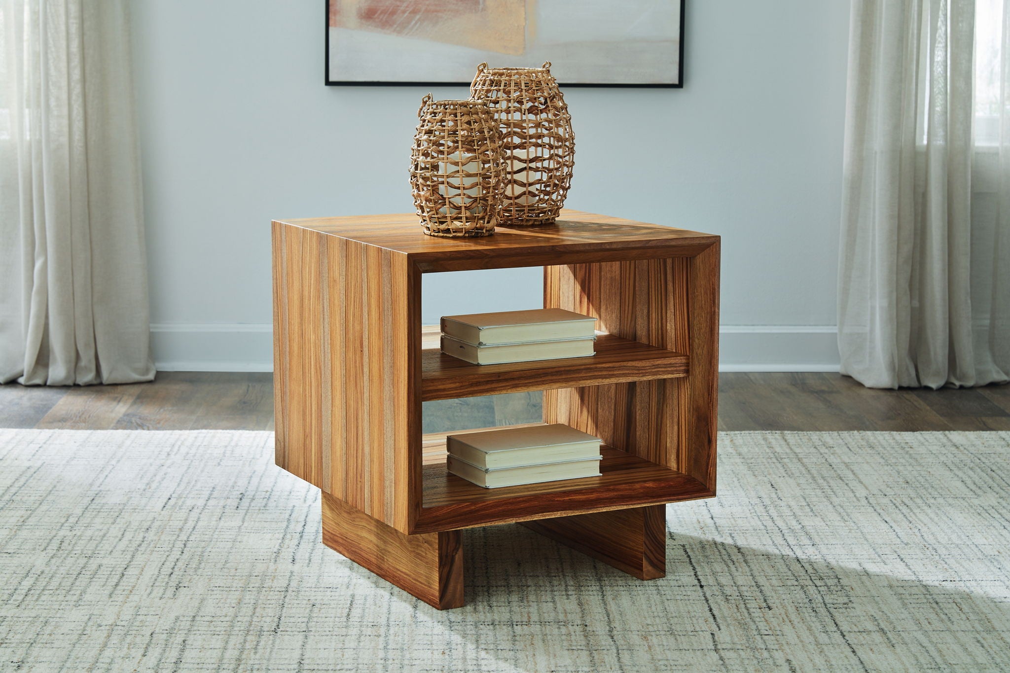 Dressonni Square End Table - Thumbnail 2