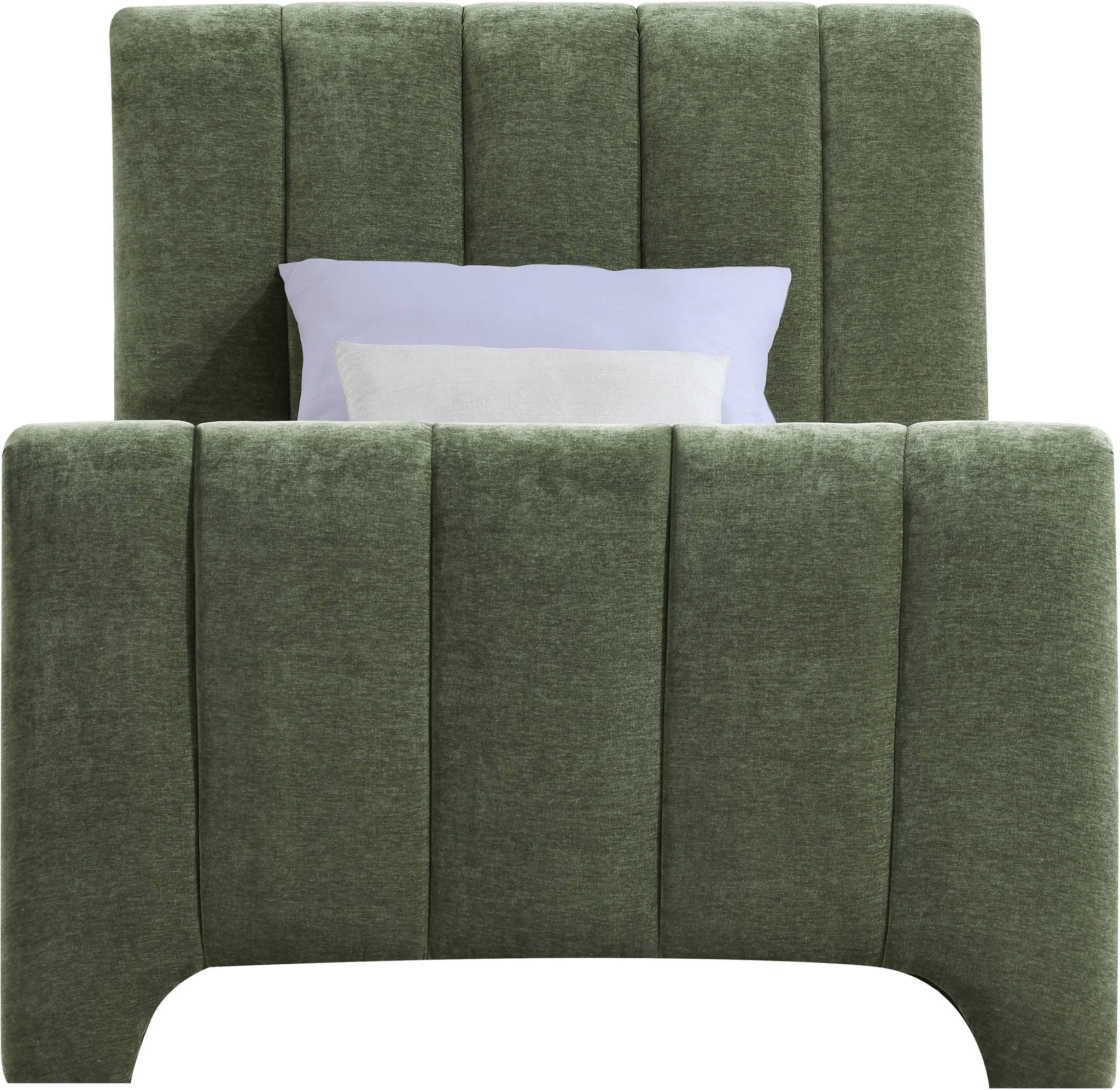Camila - Bed