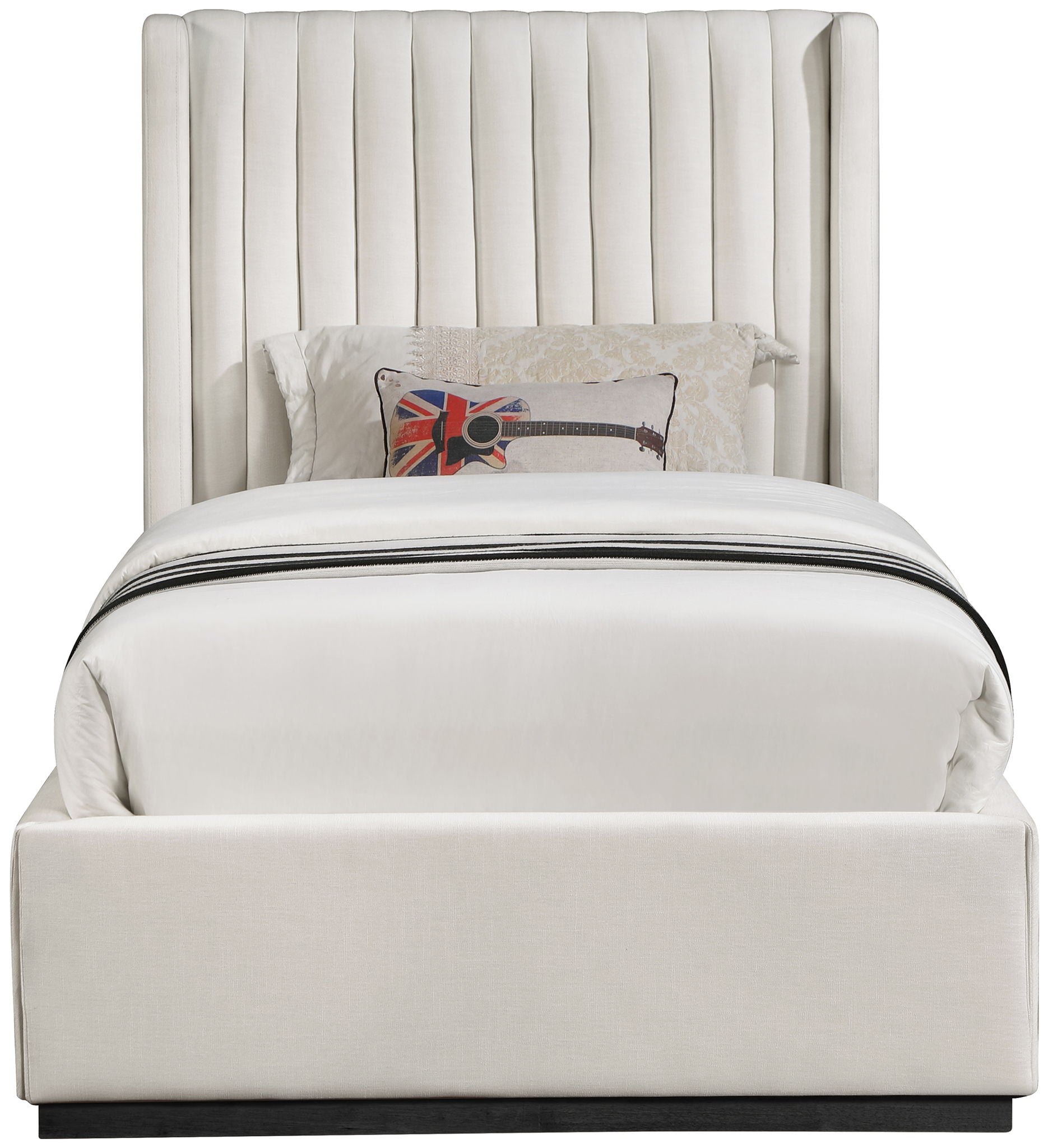 Logan - Bed