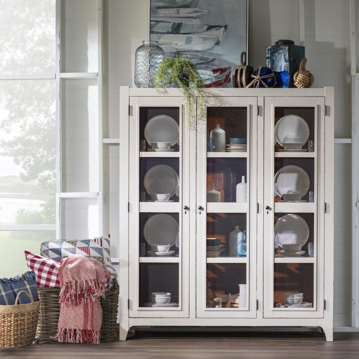 Lake House - Display Cabinet - Sailcloth And Pinecone