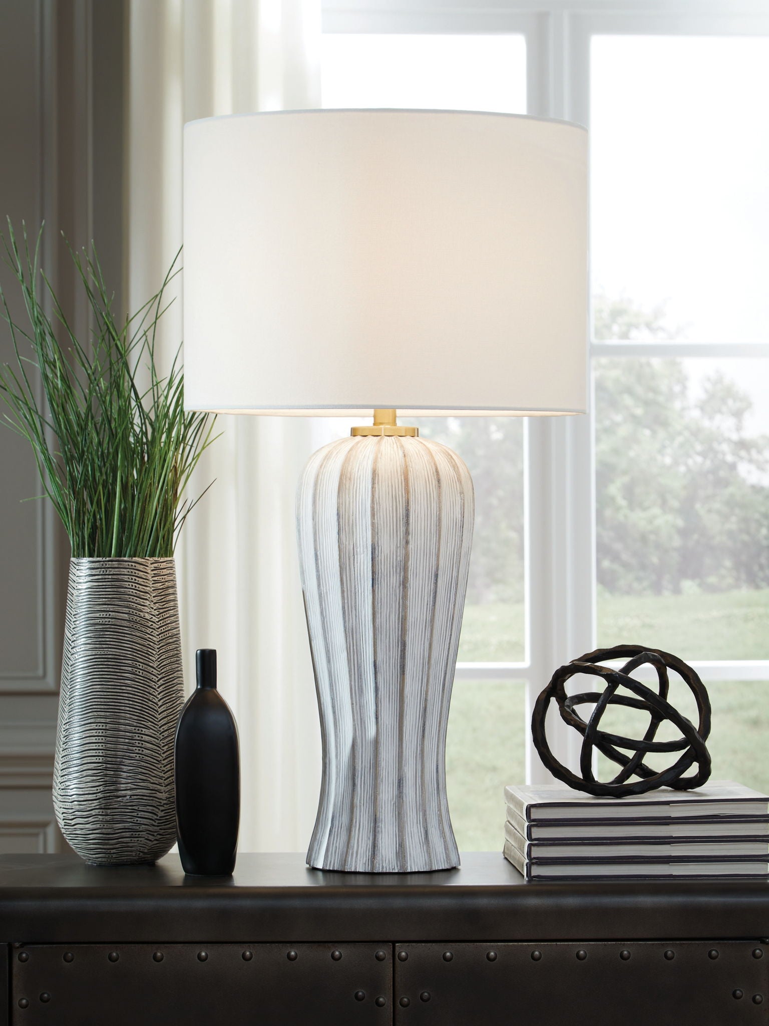 Lanwell Poly Table Lamp - Thumbnail 3