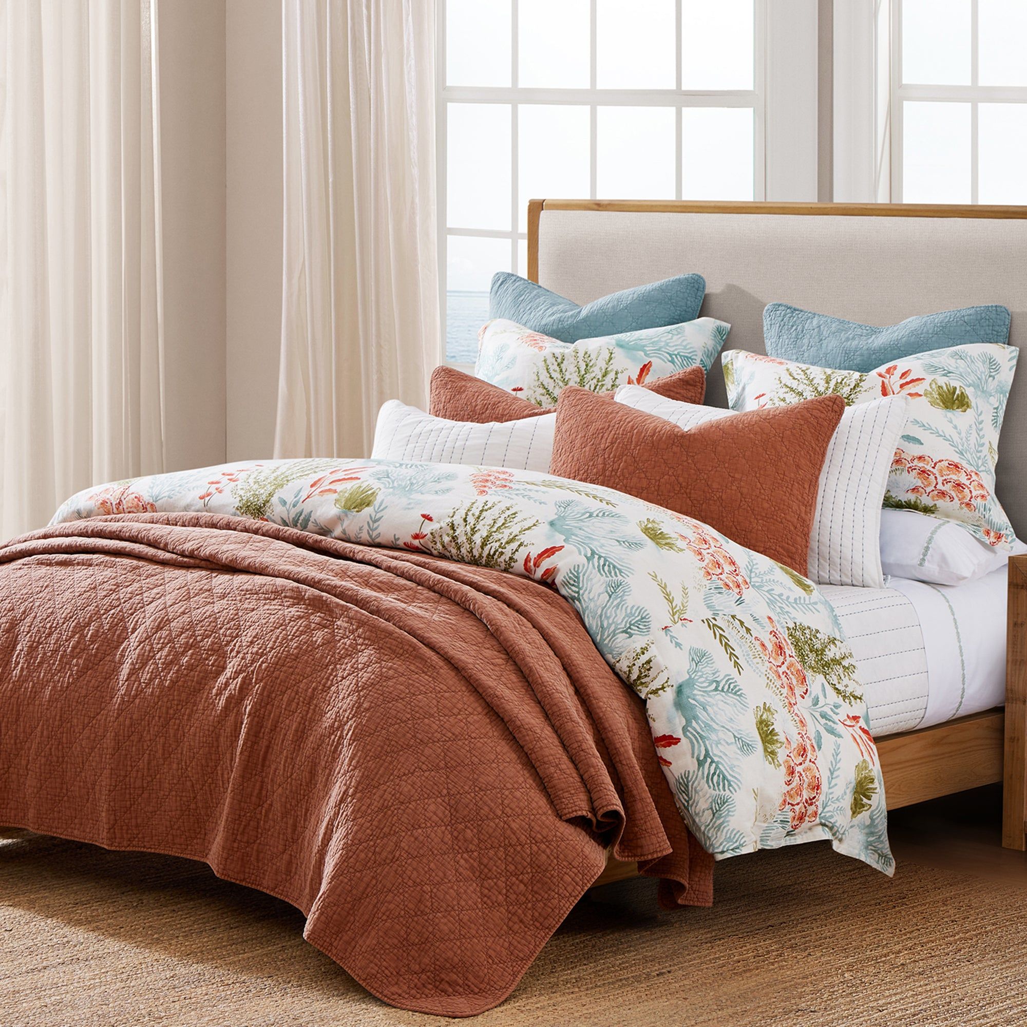 Oceania - King Comforter Set (Set of 3) - Coral