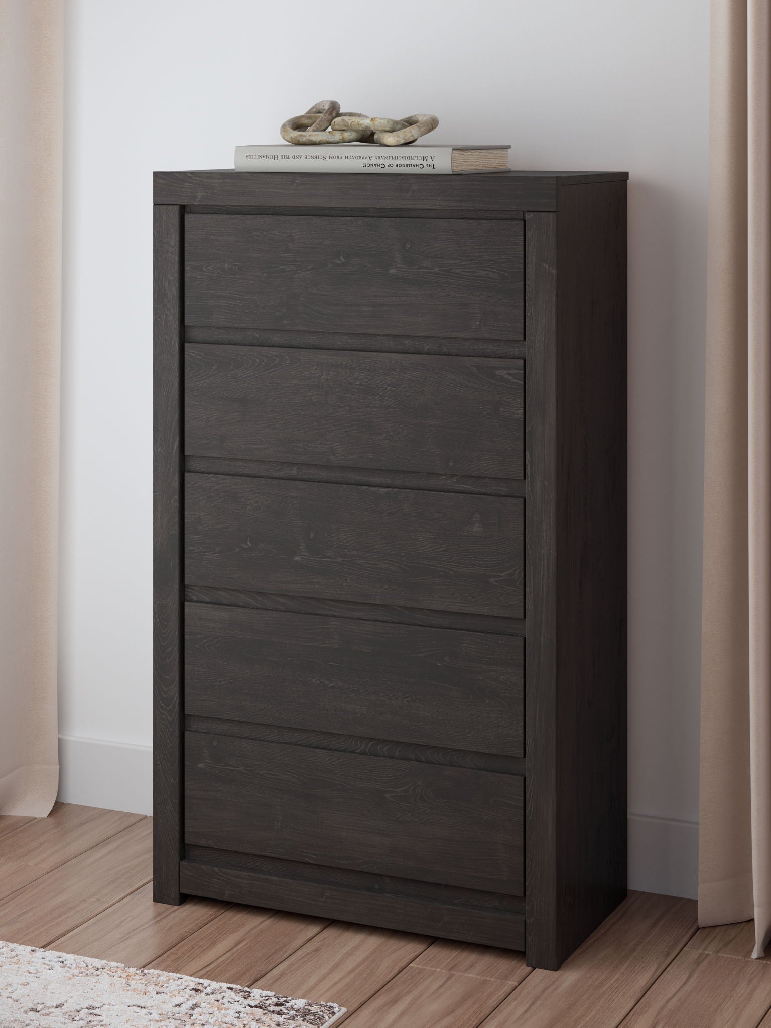 Fraluna Five Drawer Chest - Thumbnail 2