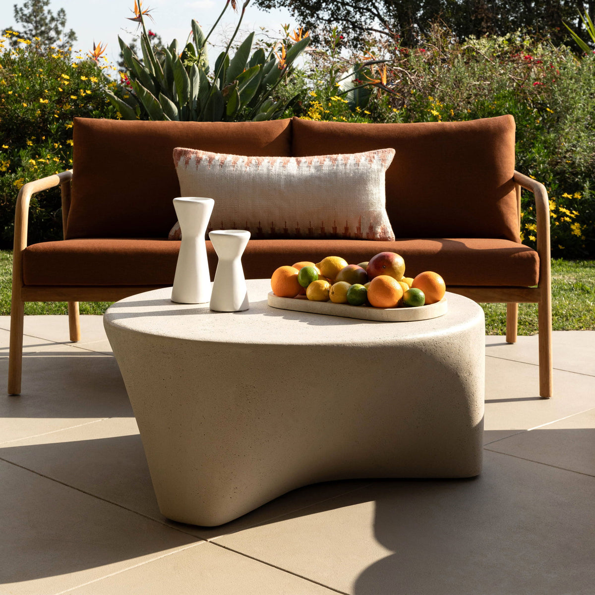Ula - Outdoor Candle Holder