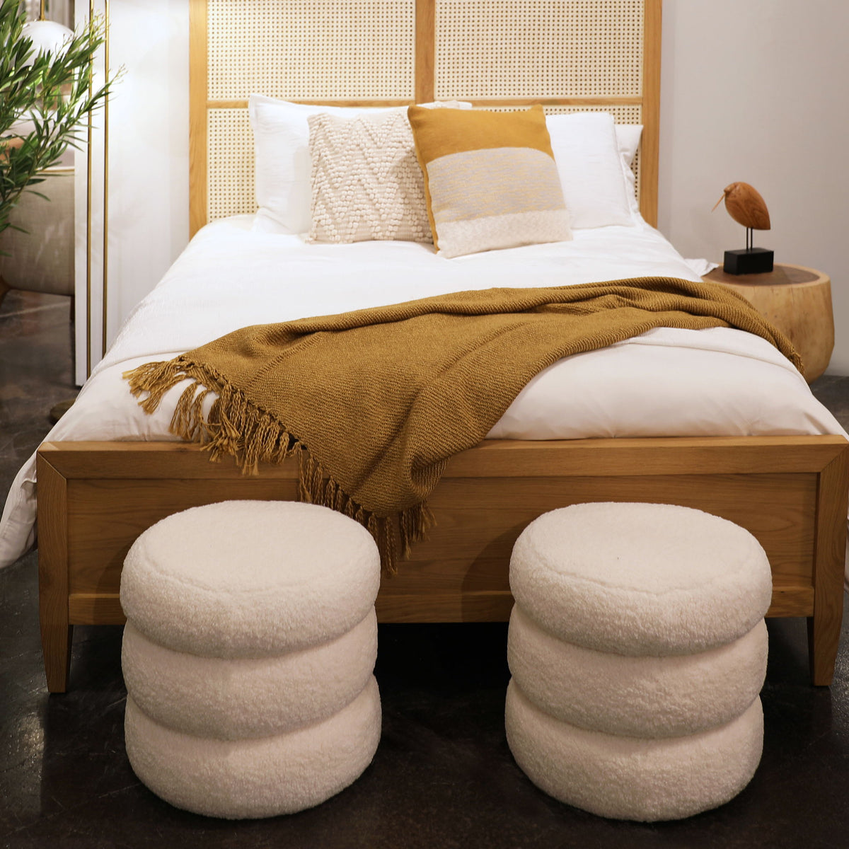 Jolo - Ottoman - Ivory