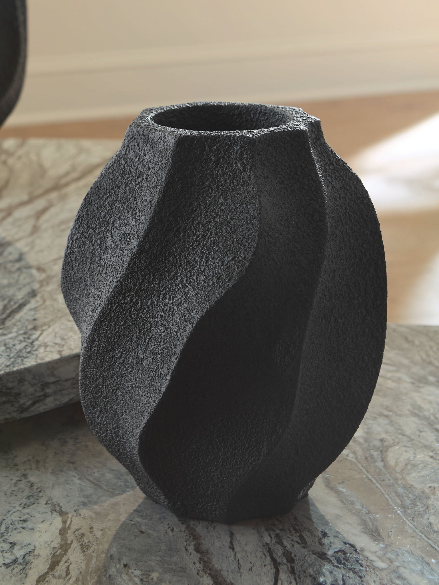 Judworth Vase - Thumbnail 5