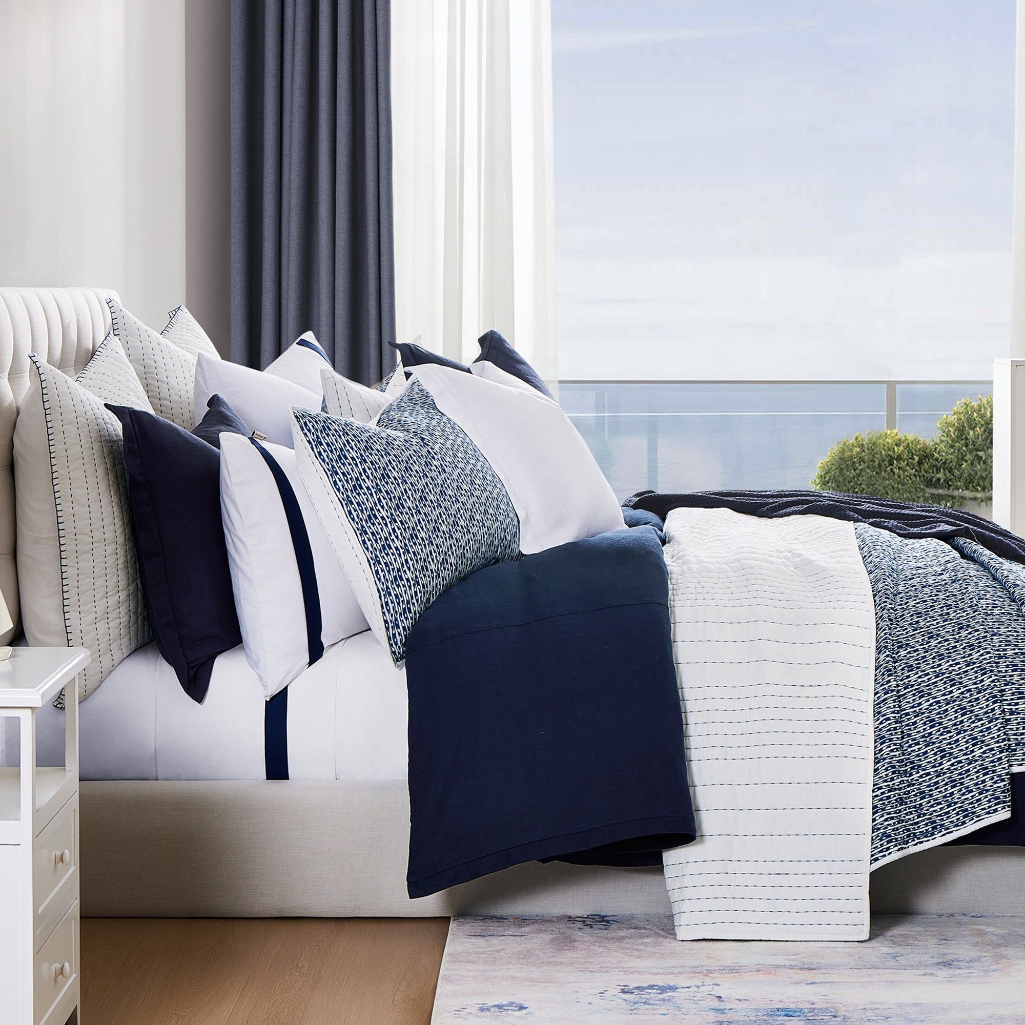 Indigo - Full/Queen Staccato Reversible Quilt Set (Set of 3) - Blue / White