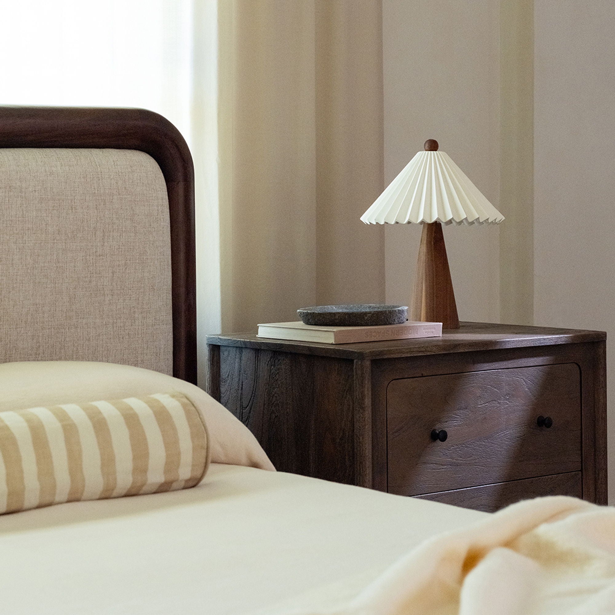 Bower - King Bed - Brown / Beige