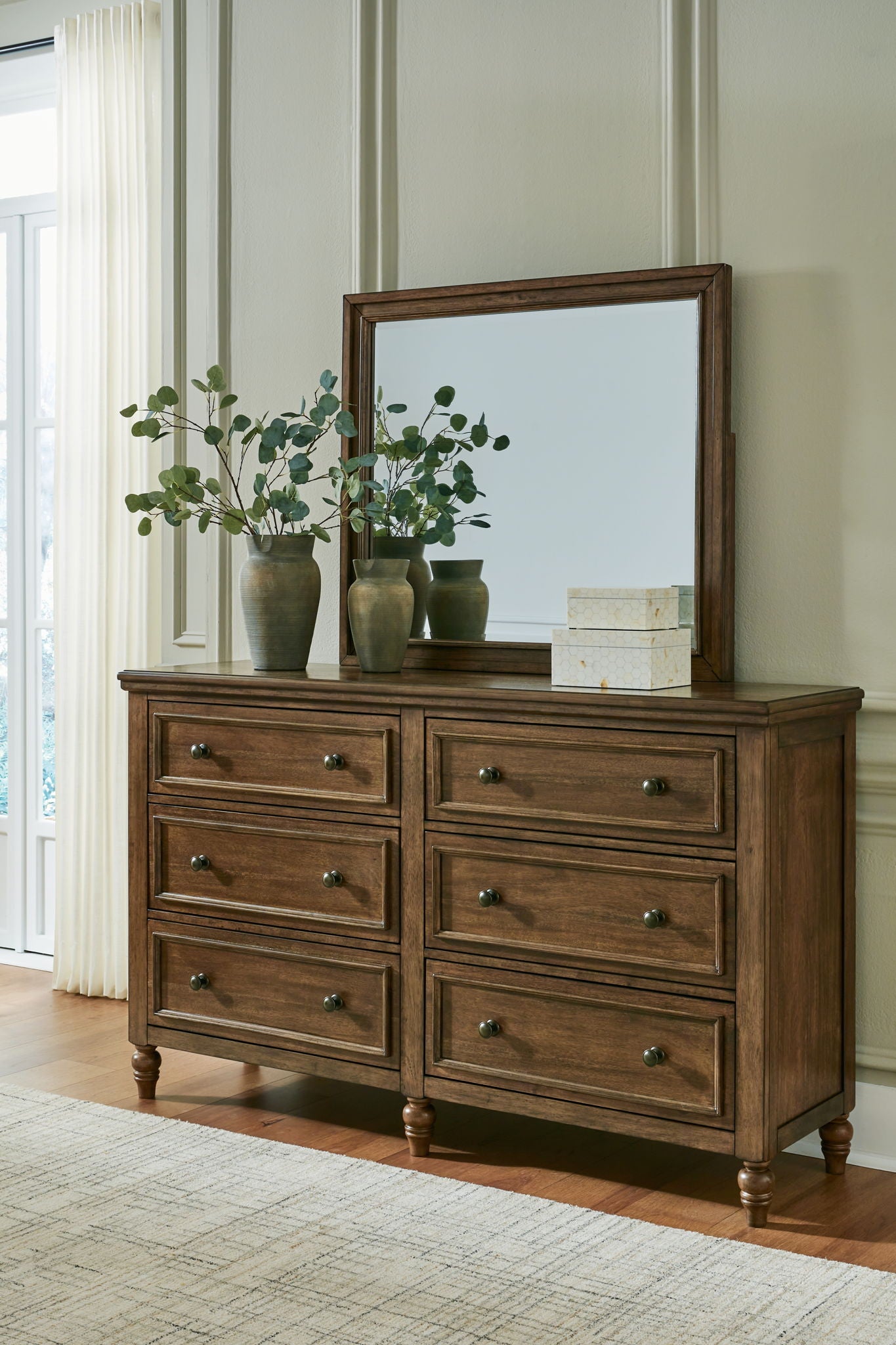 Sturlayne Dresser And Mirror - Thumbnail 3