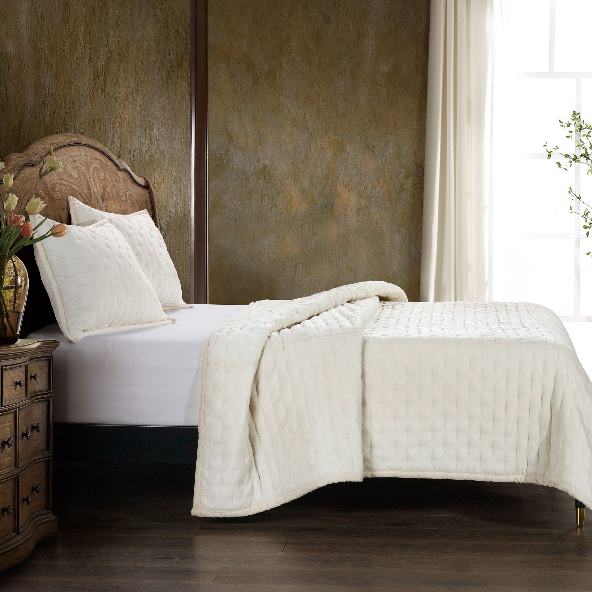 Stella - King Faux Silk Velvet Pintuck Quilt Set (Set of 3) - Stone