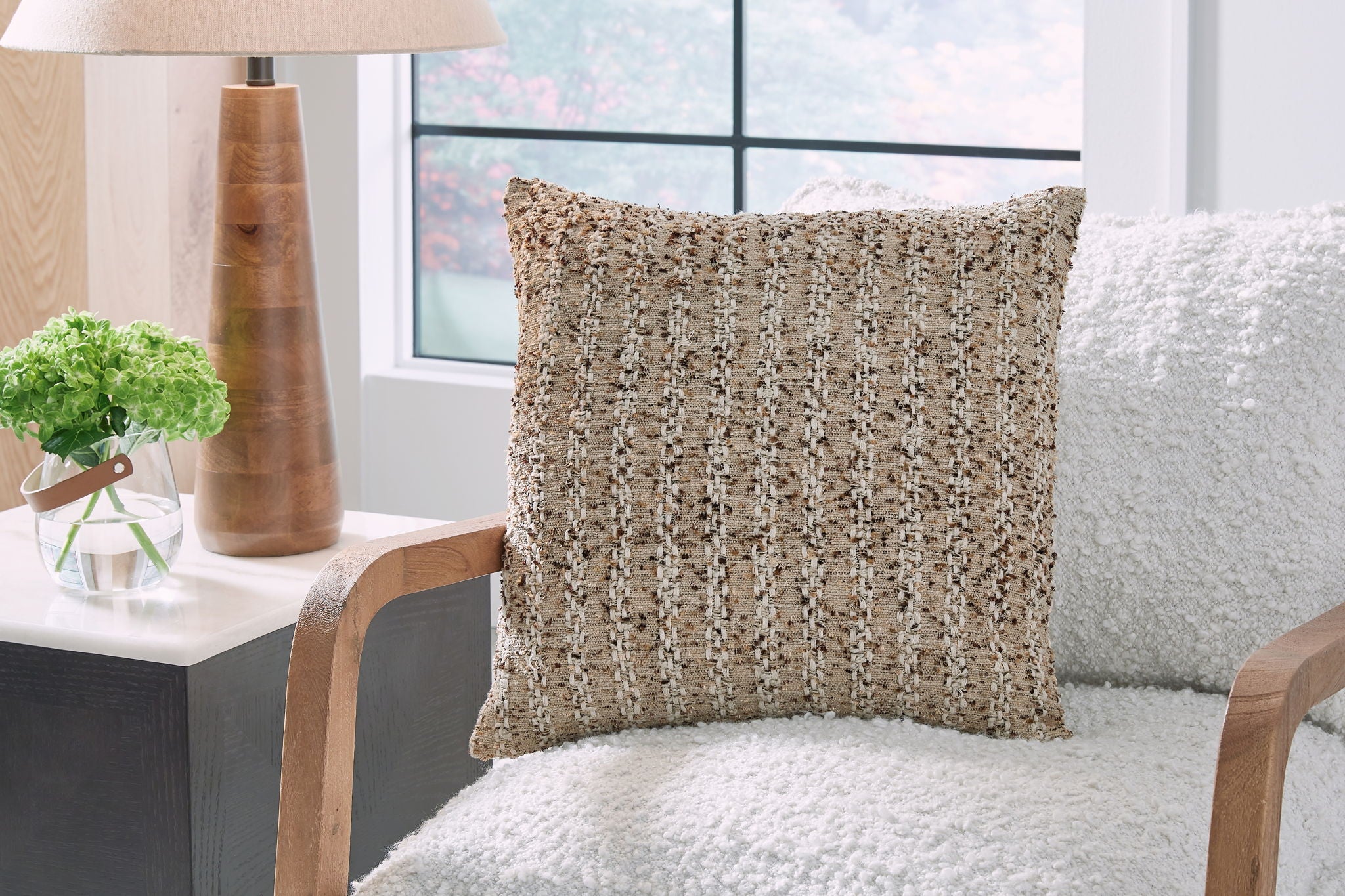Vorlane Pillow - Thumbnail 4