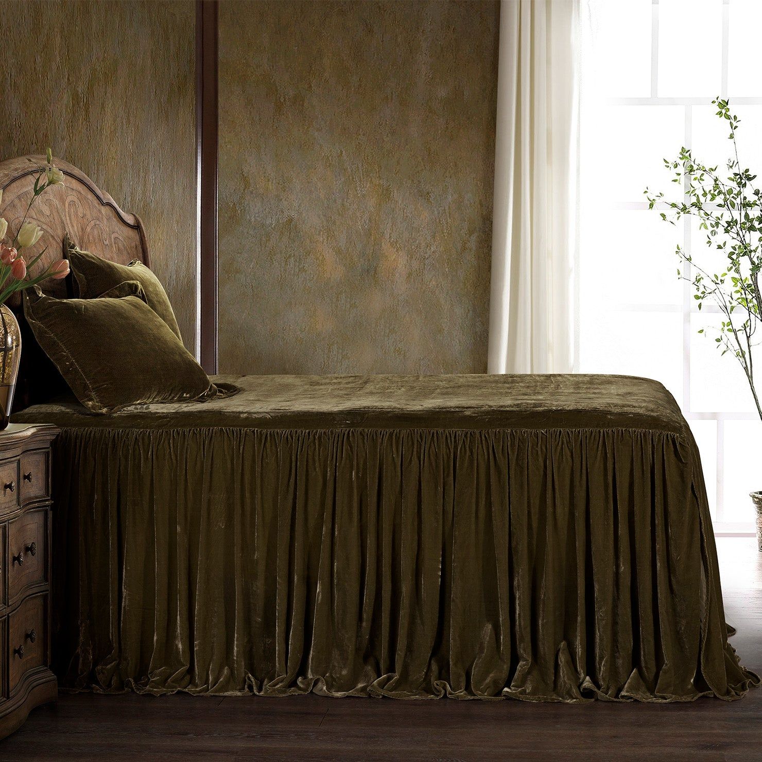 Stella - Queen Faux Silk Velvet Bedspread Set (Set of 3) - Green Ochre