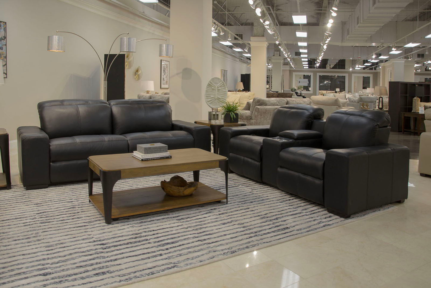 Ferrara - Power Adjustable Headrest Power Reclining Console Loveseat With USB / USB-C & Power Zero Gravity - Black