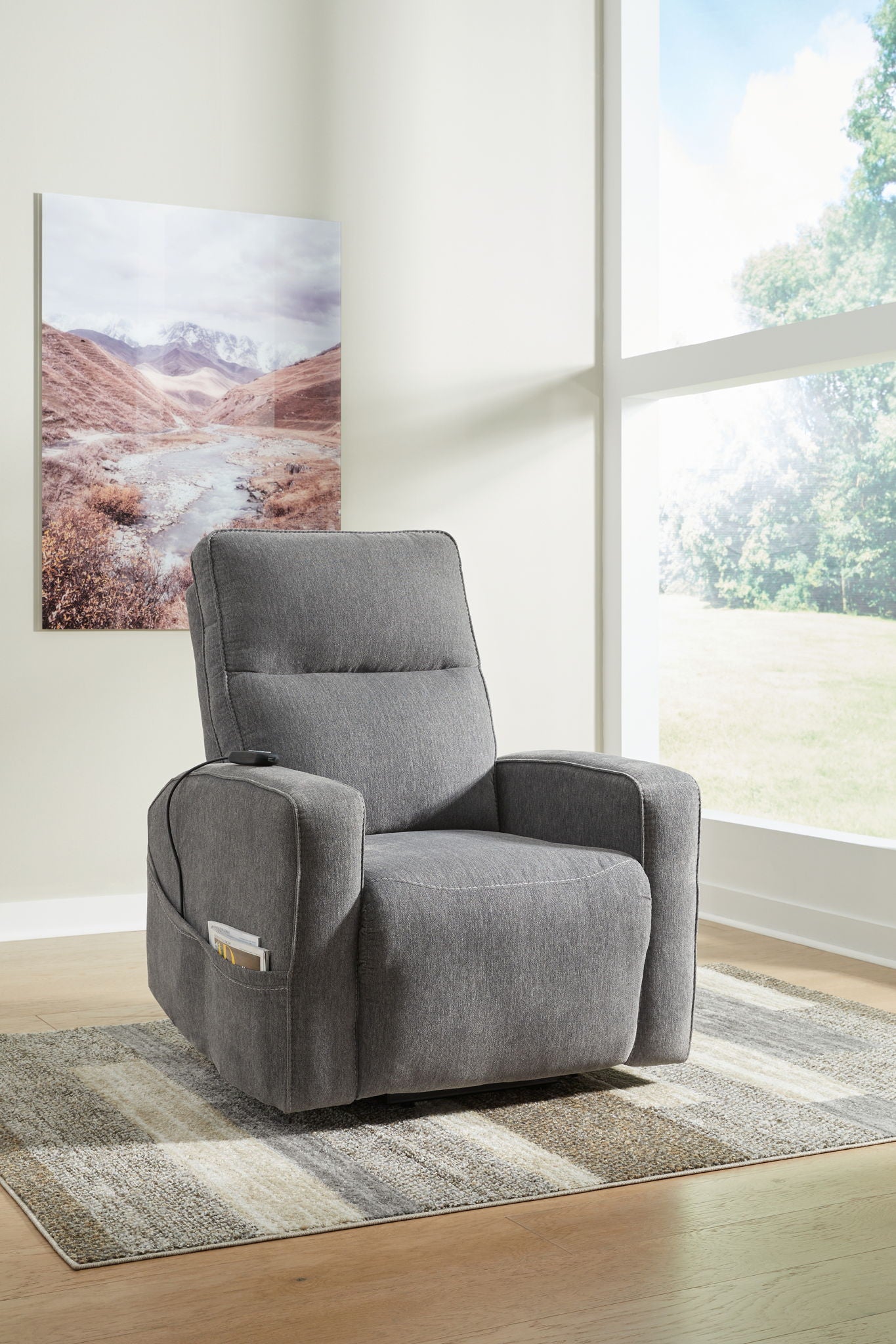 Starganza Power Lift Recliner - Thumbnail 2