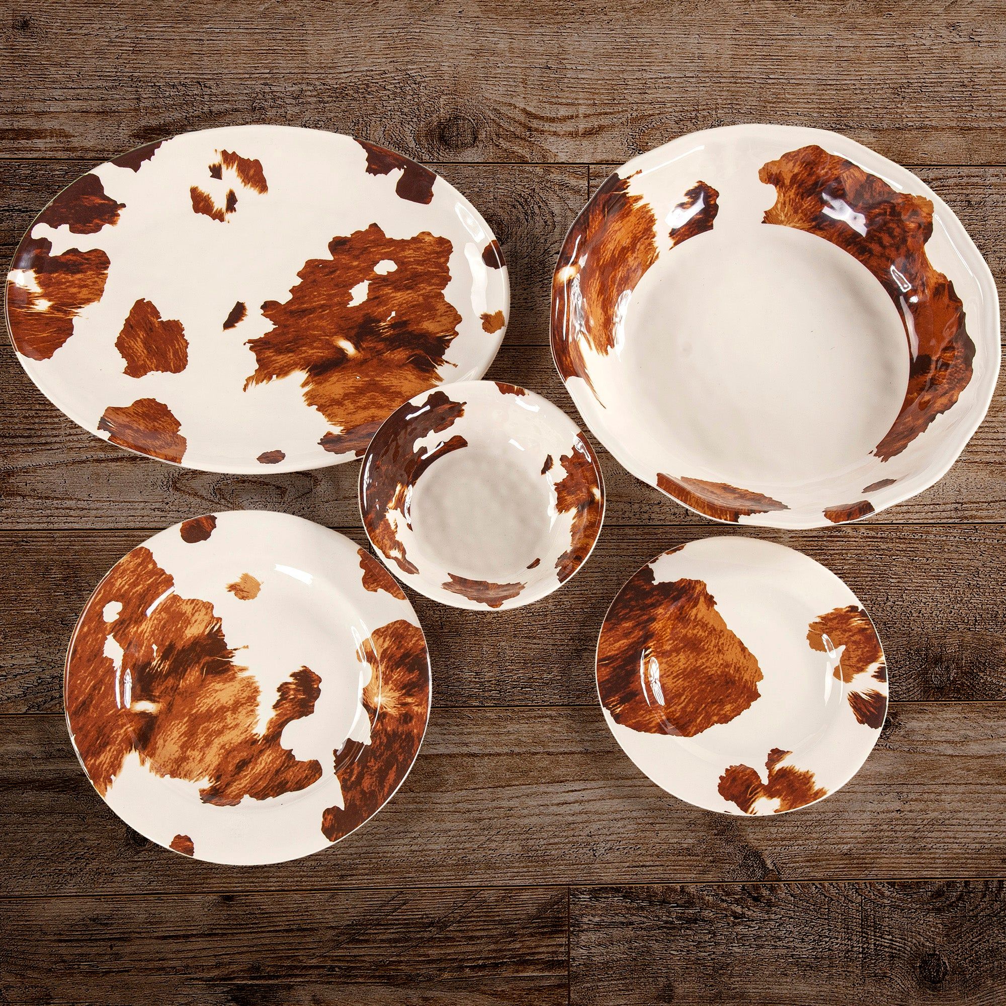 Elsa Cowhide - Melamine Dinnerware Set (Set of 14), 2 Per Carton - Butterscotch / White