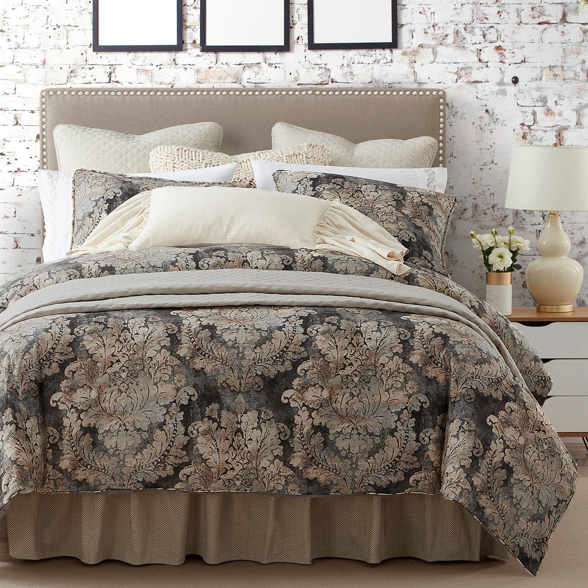Victoria - King Washed Linen Duvet Cover Set (Set of 3) - Multi Color