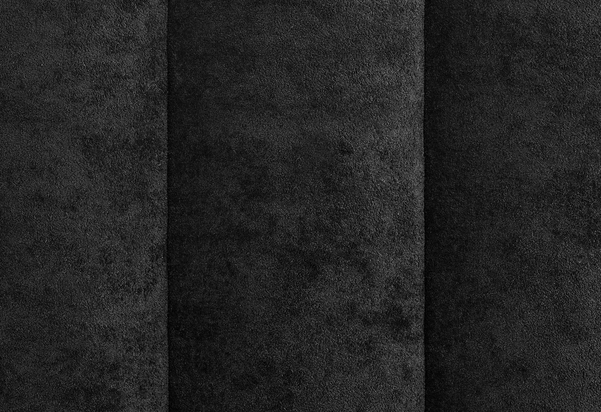 Serenity - 5 Piece King Bedroom Set - Black / Dark Gray