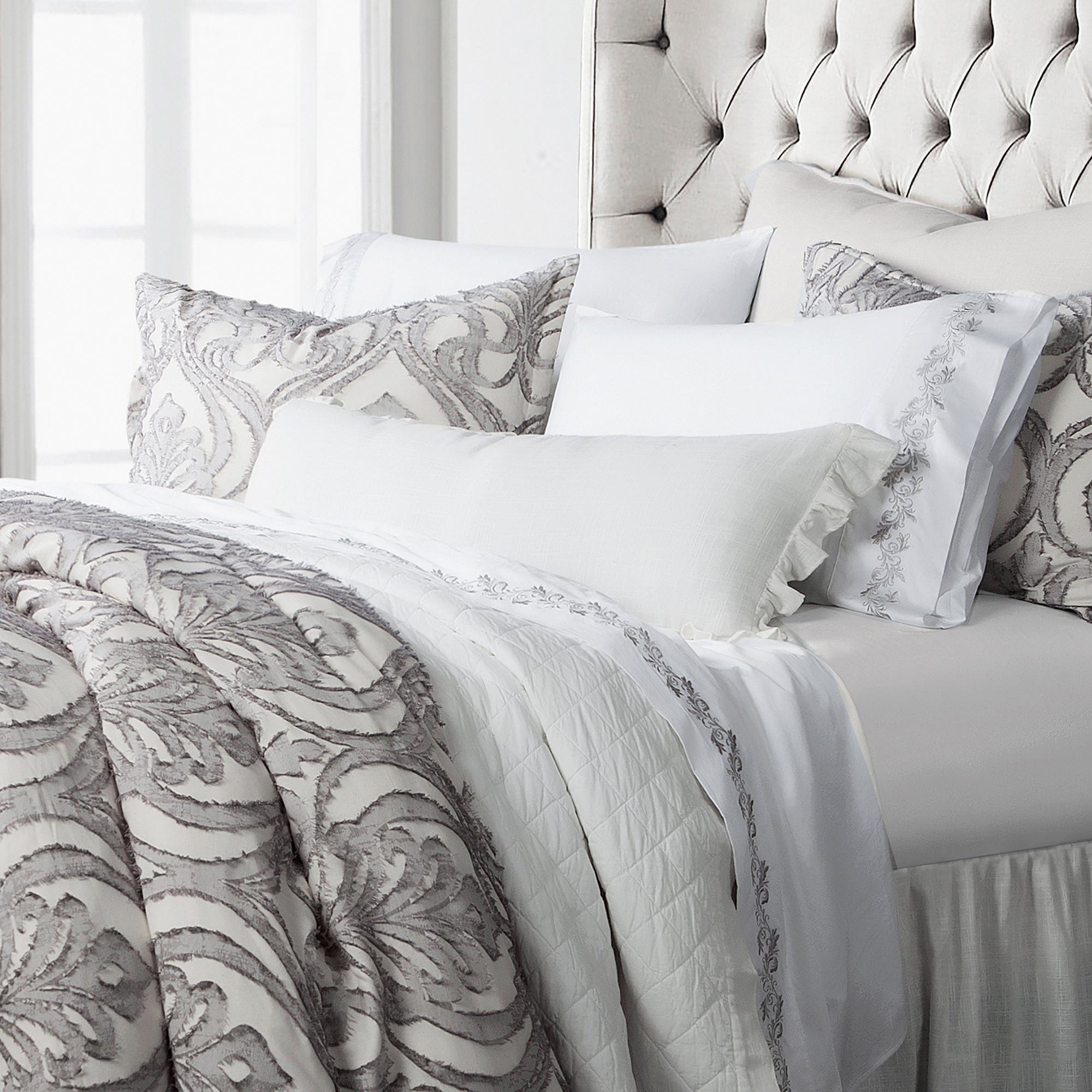 Nicole - Queen Damask Comforter Set (Set of 3) - Gray