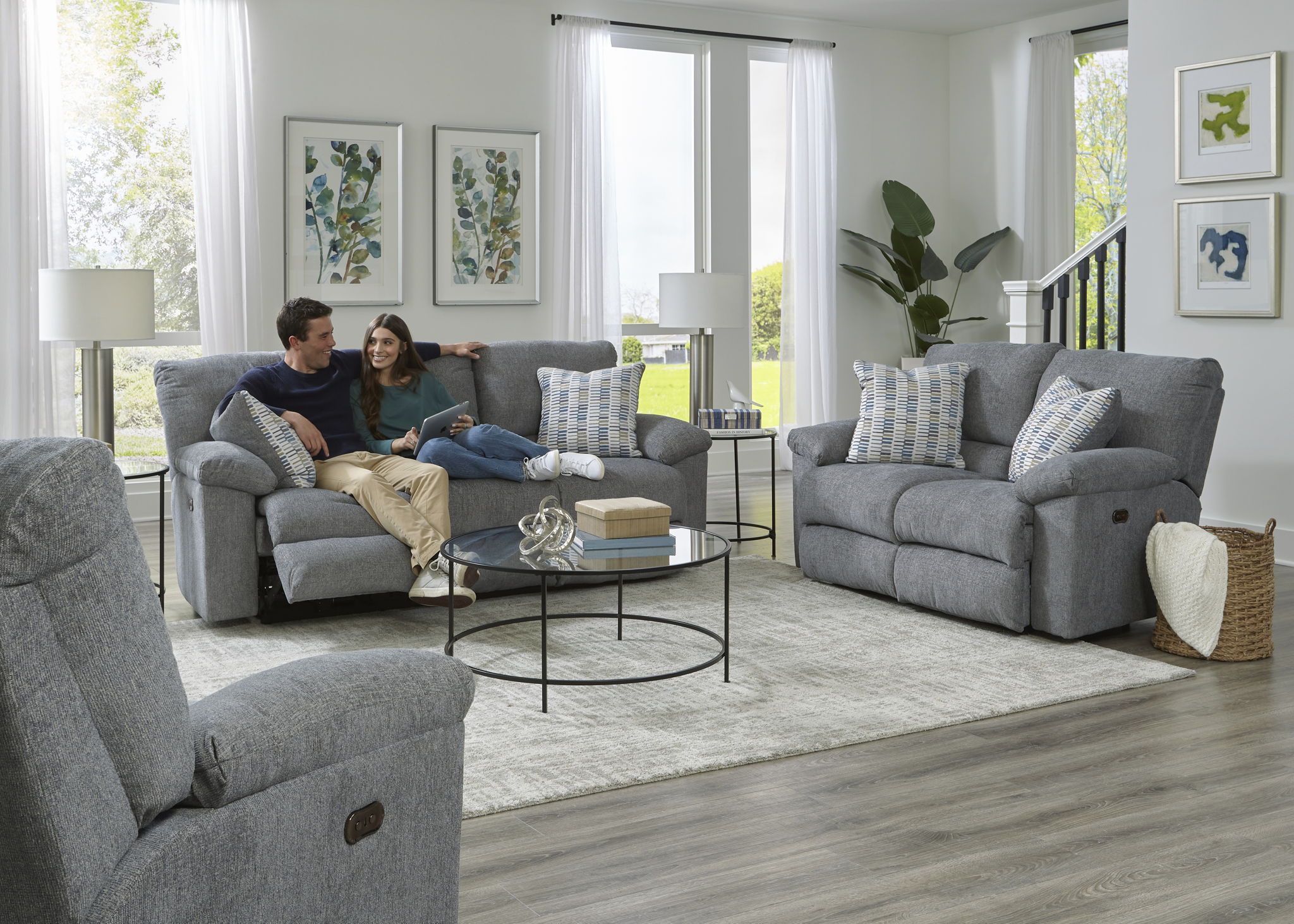 Tyler - Reclining Loveseat